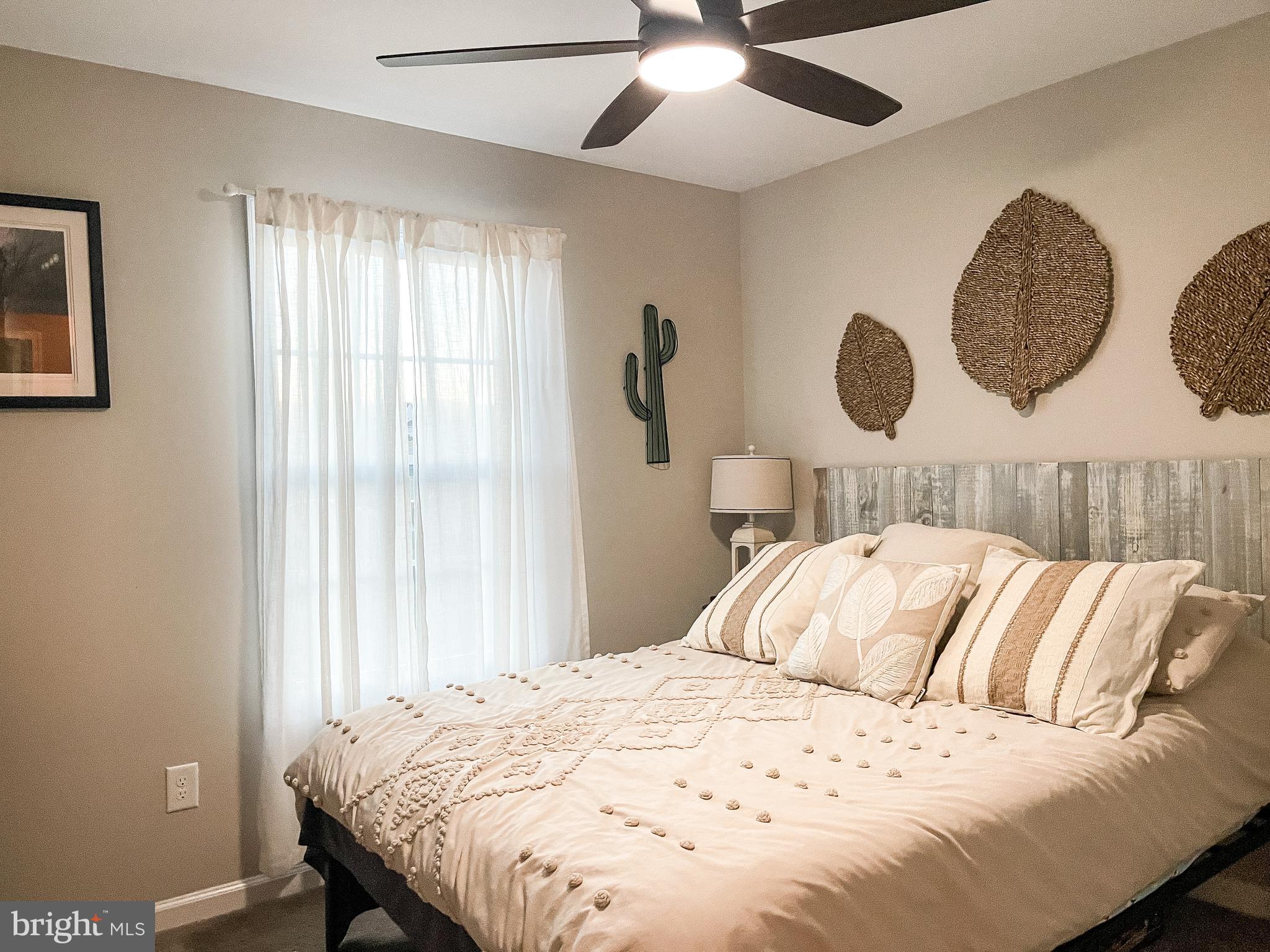 FORT HILL FARMS - Residential