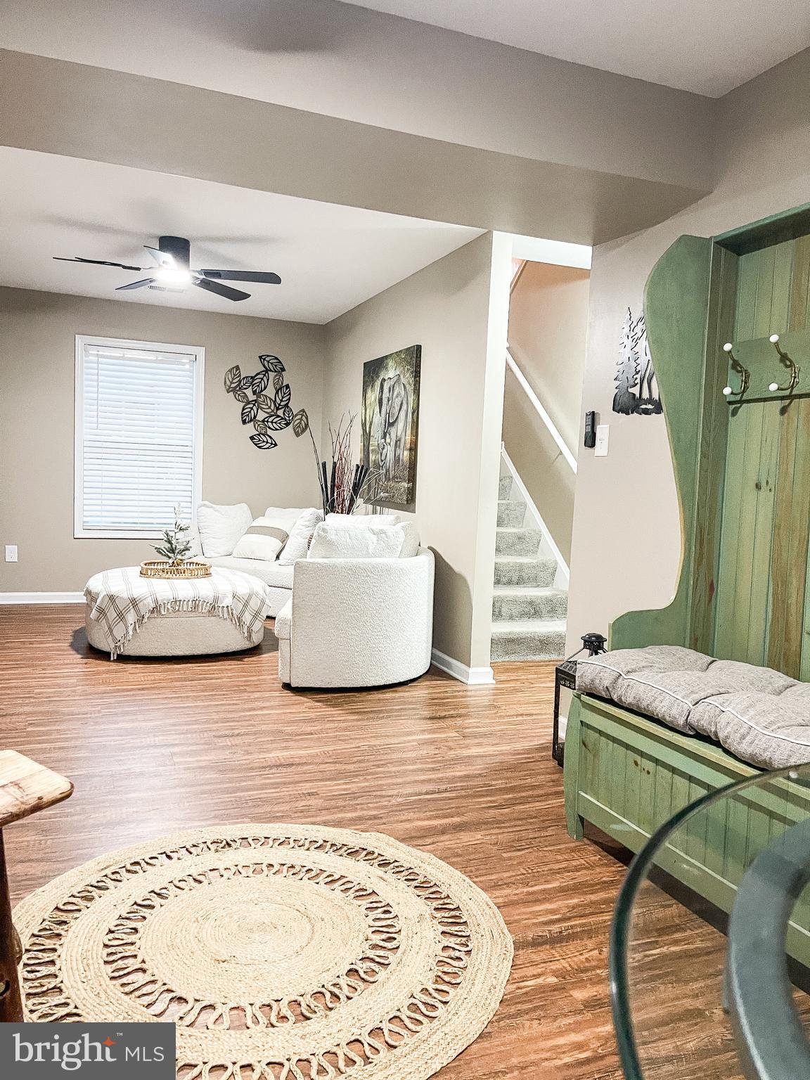 FORT HILL FARMS - Residential