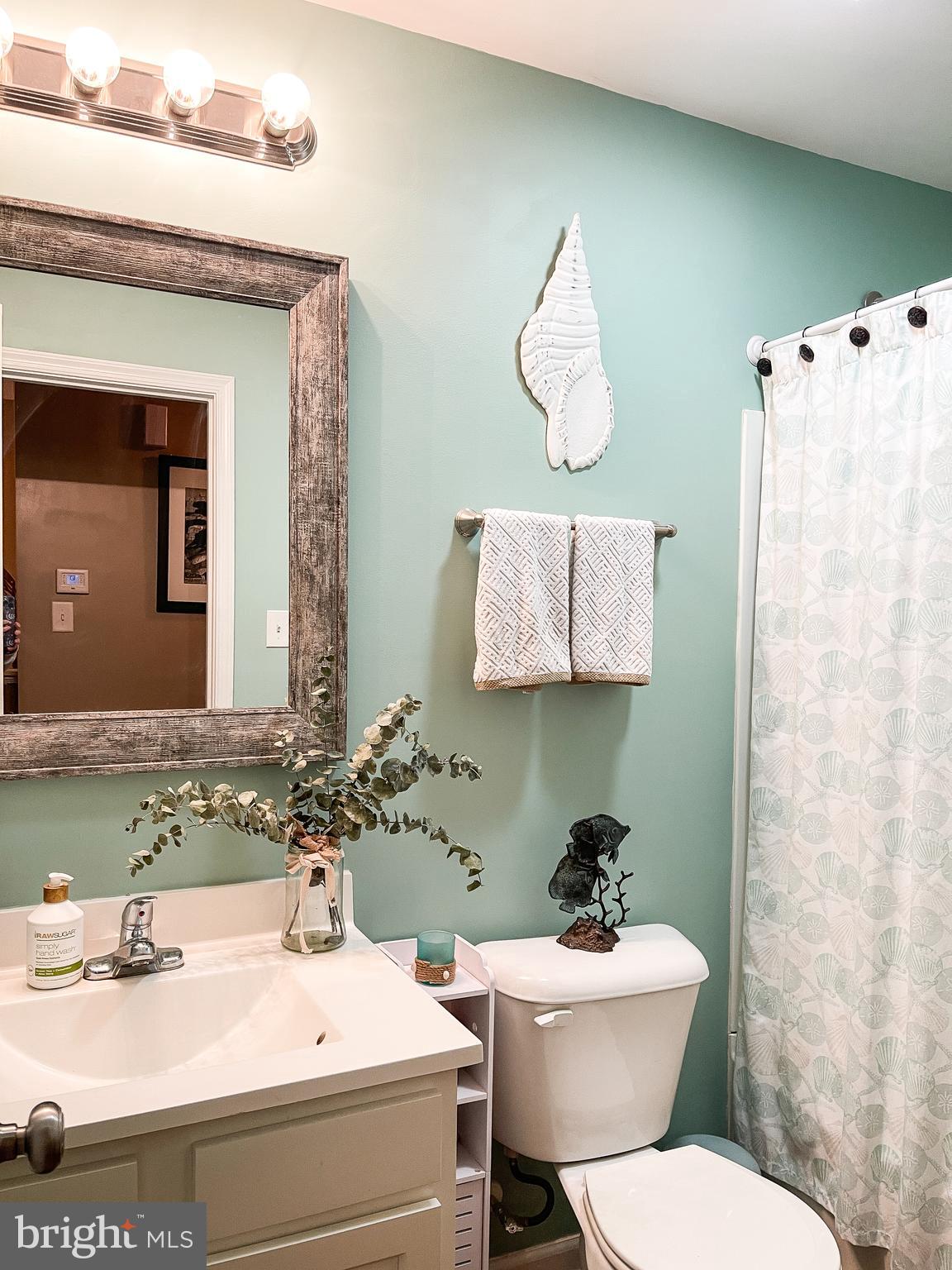 FORT HILL FARMS - Residential