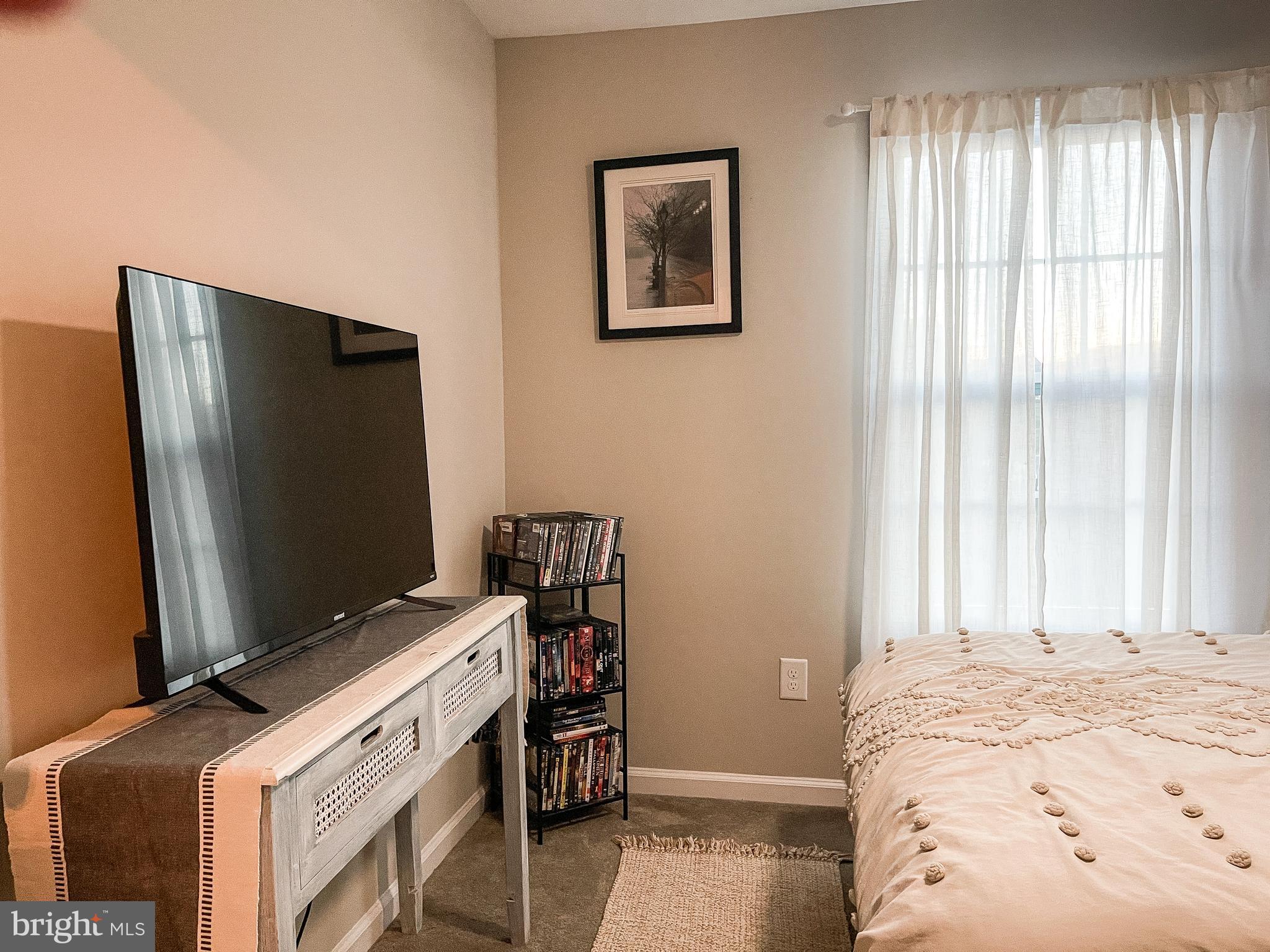 FORT HILL FARMS - Residential