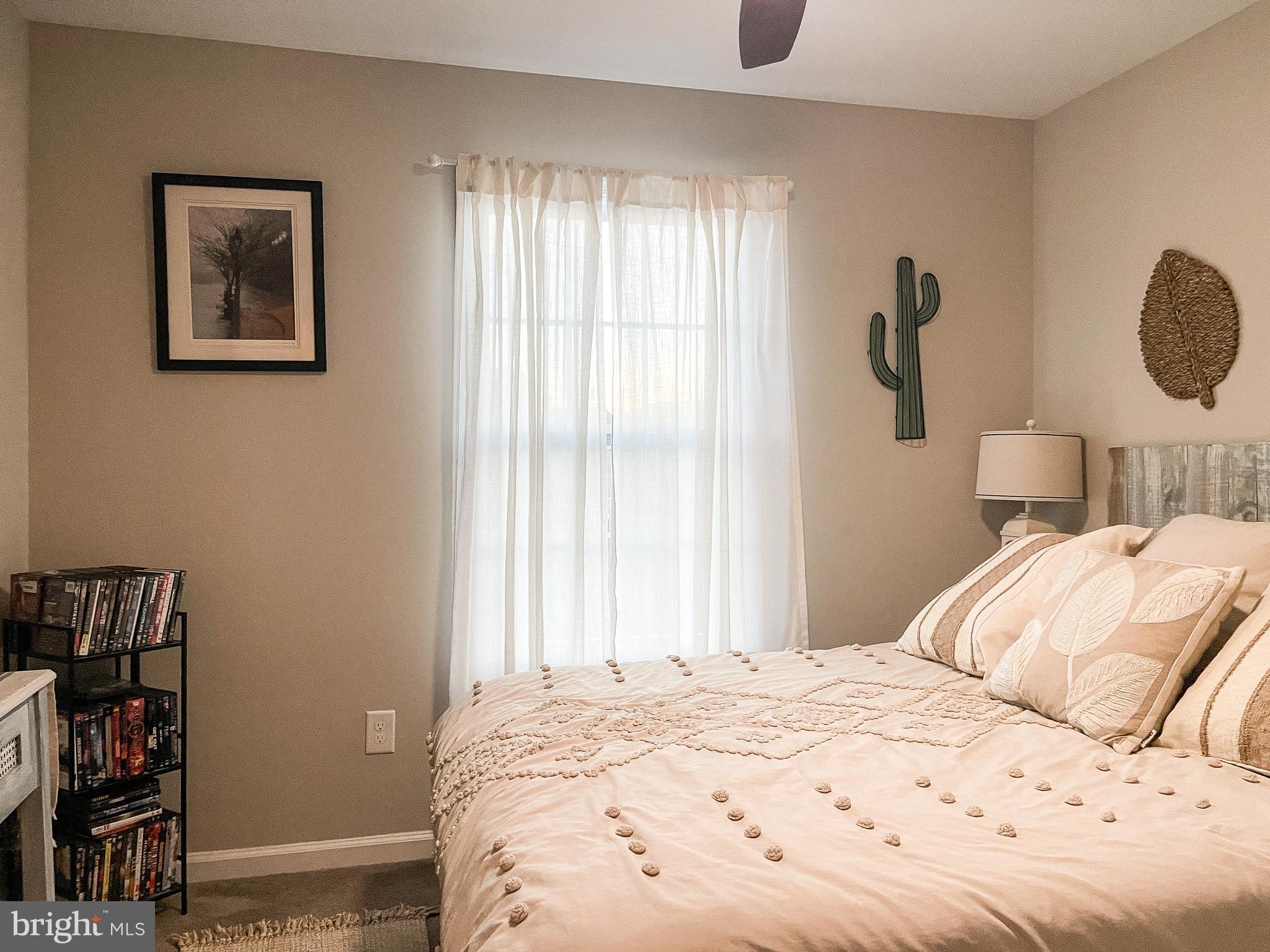 FORT HILL FARMS - Residential