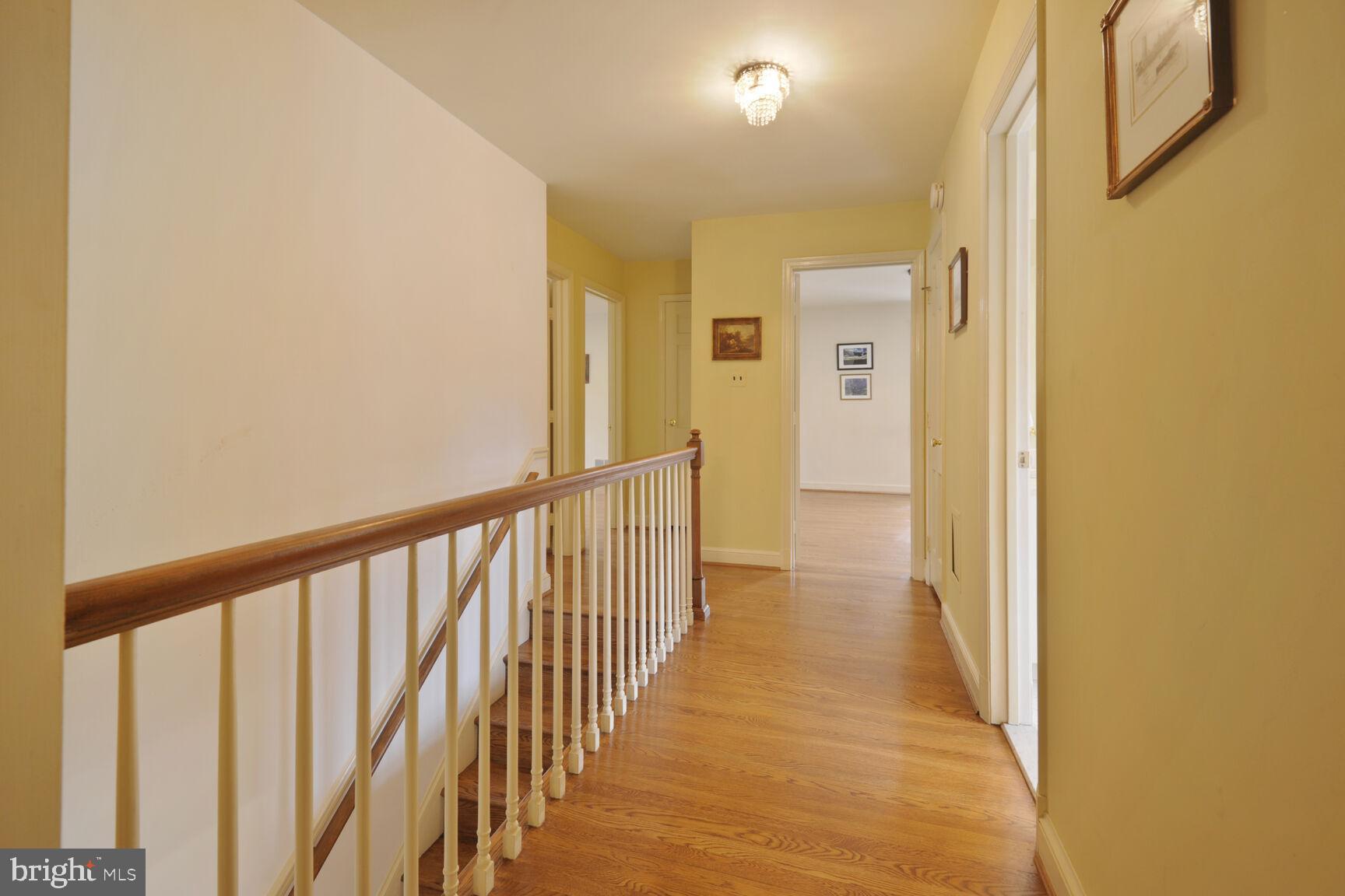 BRADLEY MANOR - Residential