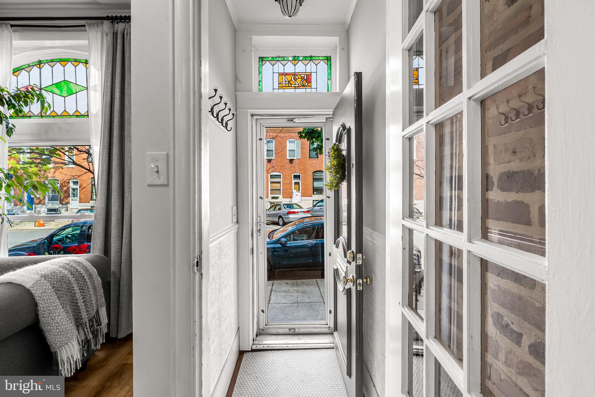 524 S KENWOOD AVENUE