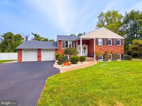 55 MOUNT PLEASANT DRIVE SOUTHAMPTON PA 18966