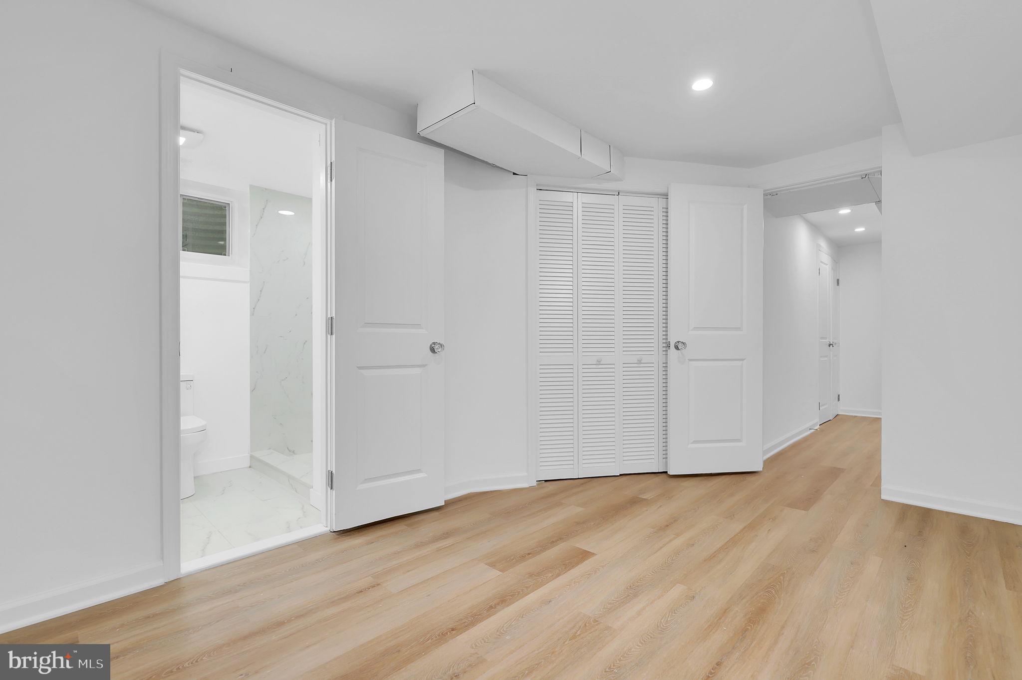 BELLS MILL VILLAGE - Residential