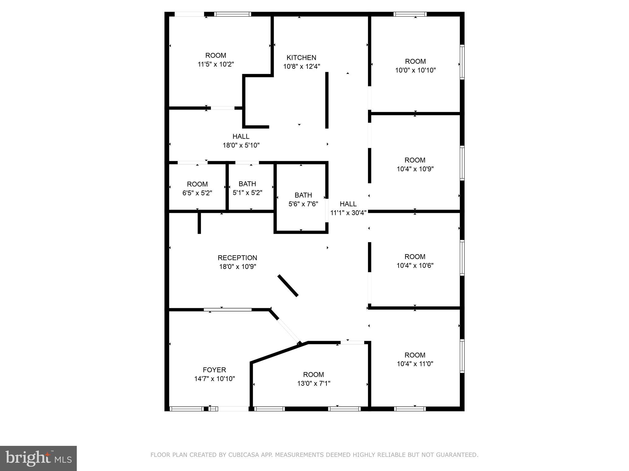 Main image without alt text