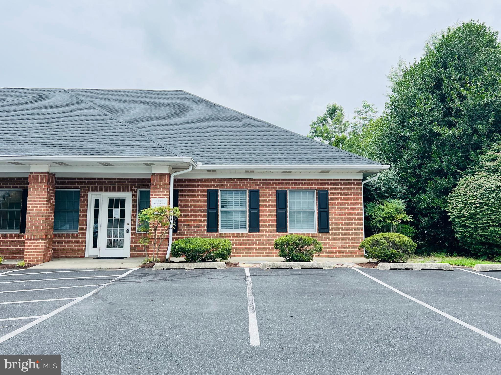 Located in the heart of the medical /healthcare district of Easton, conveniently just off of Rt 50, this 1,500+/- square foot end unit condo is ready for your medical or professional office space. Nice floor plan with waiting room, reception area, two restrooms, five office/exam spaces, break room, equipment room,sterilization, and mechanical room. All rooms plumbed for dental chairs and wired for digital dentistry. Shared costs of common area, trash, lawn/landscaping, water bill usage based on square footage between four units. Plenty of parking available.