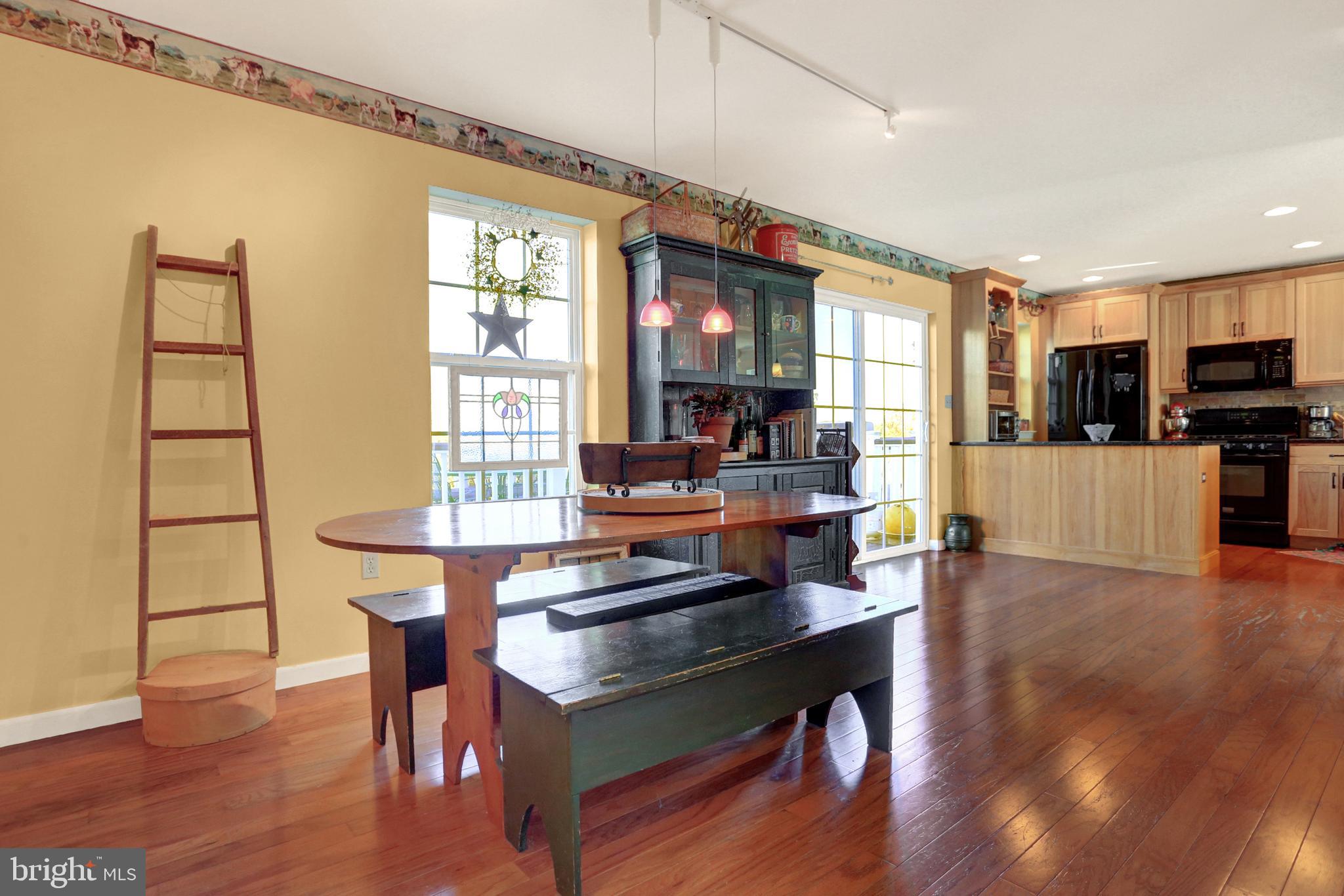 BLOSSOM HILL - Residential