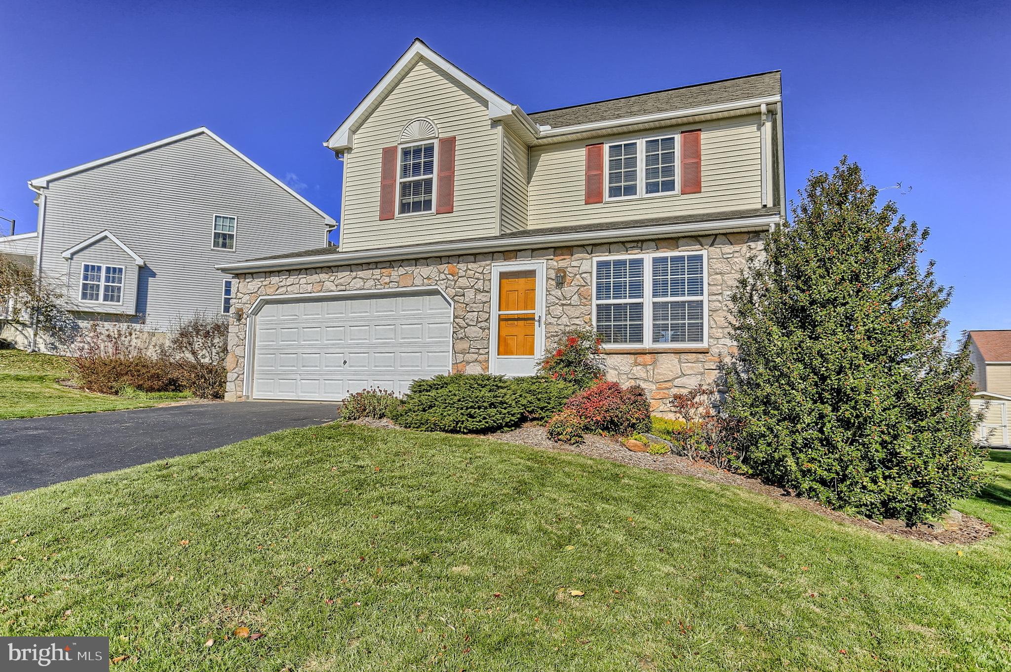 BLOSSOM HILL - Residential