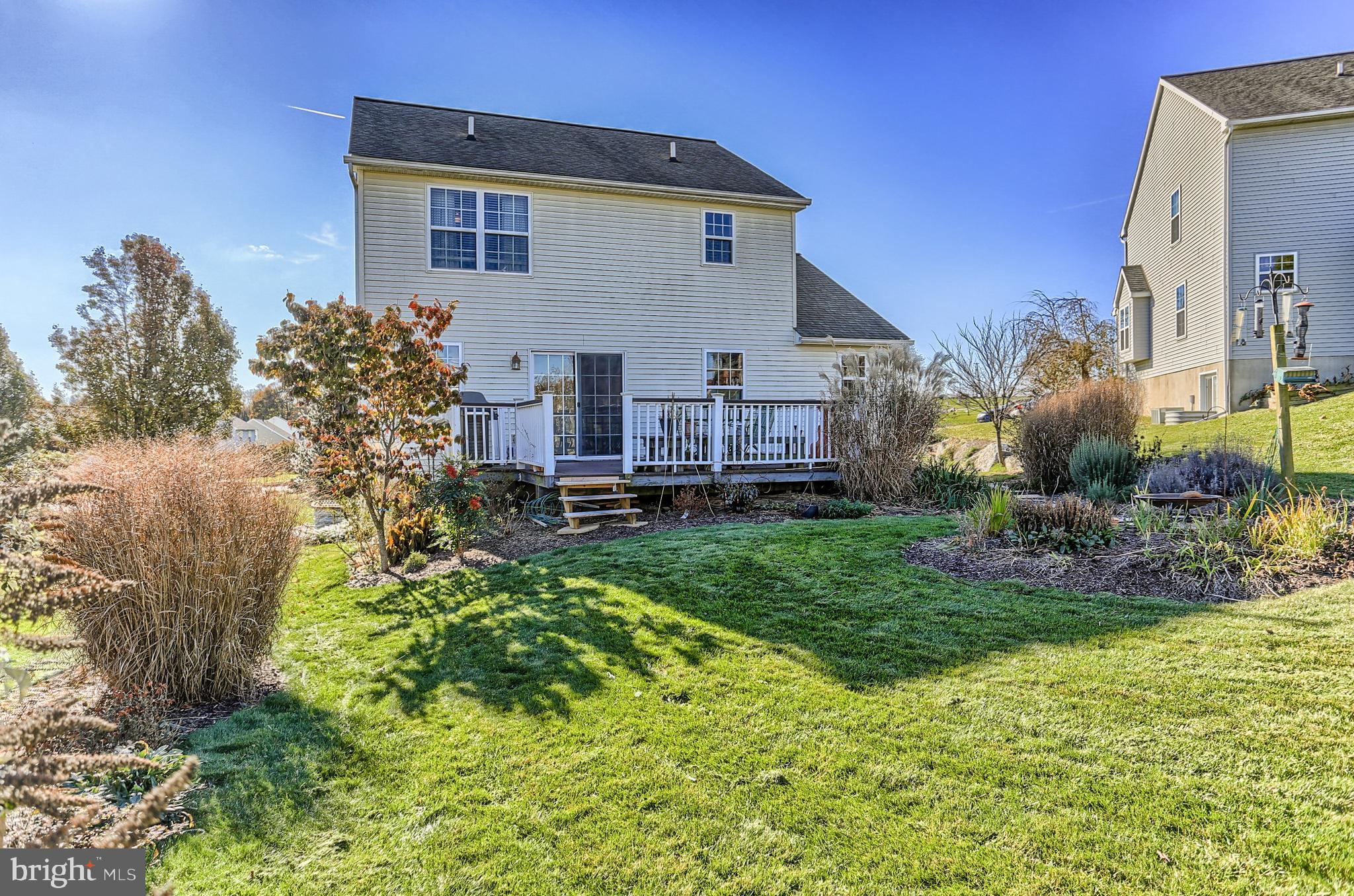 BLOSSOM HILL - Residential