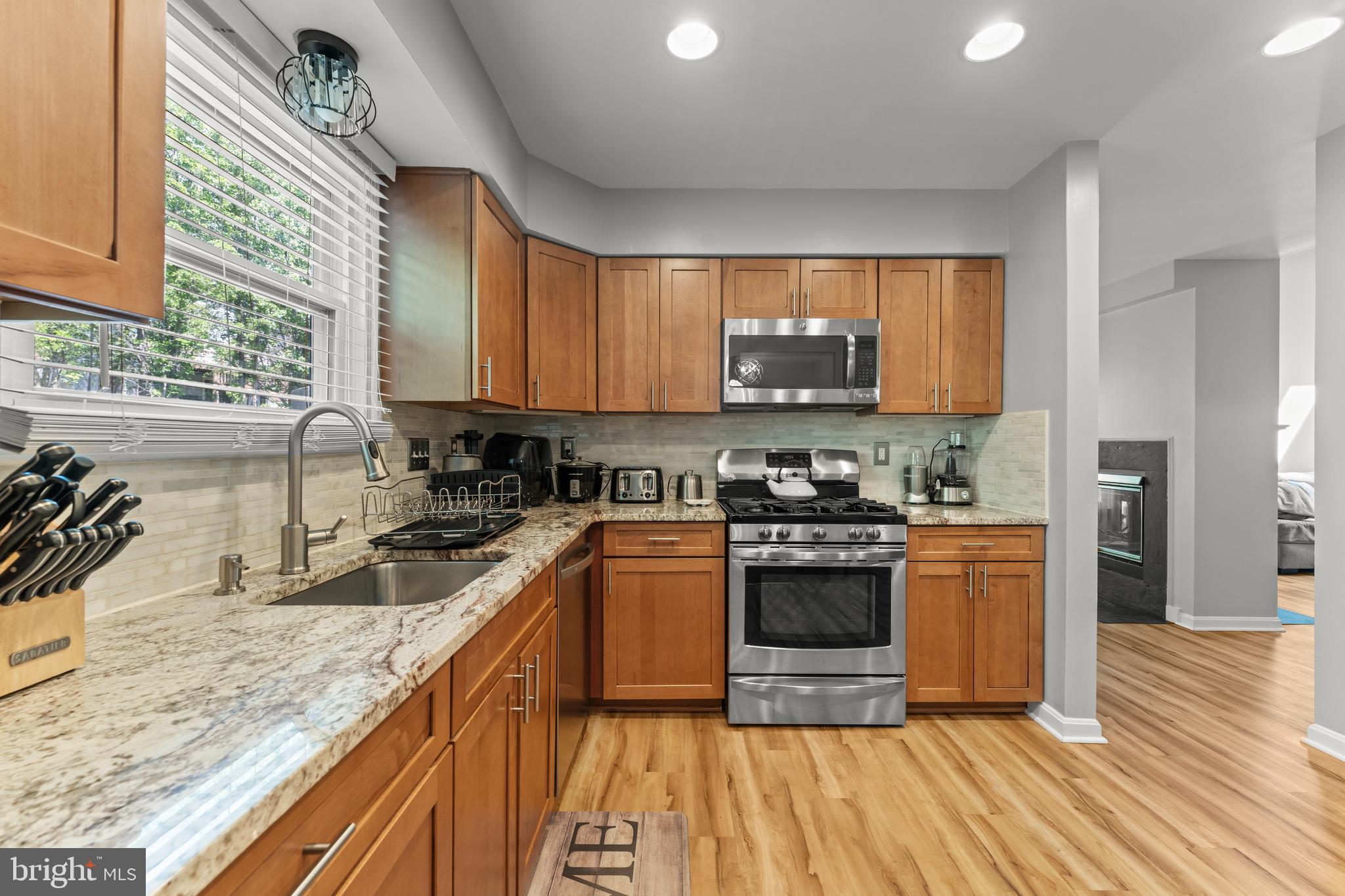 14230 GREENVIEW DRIVE