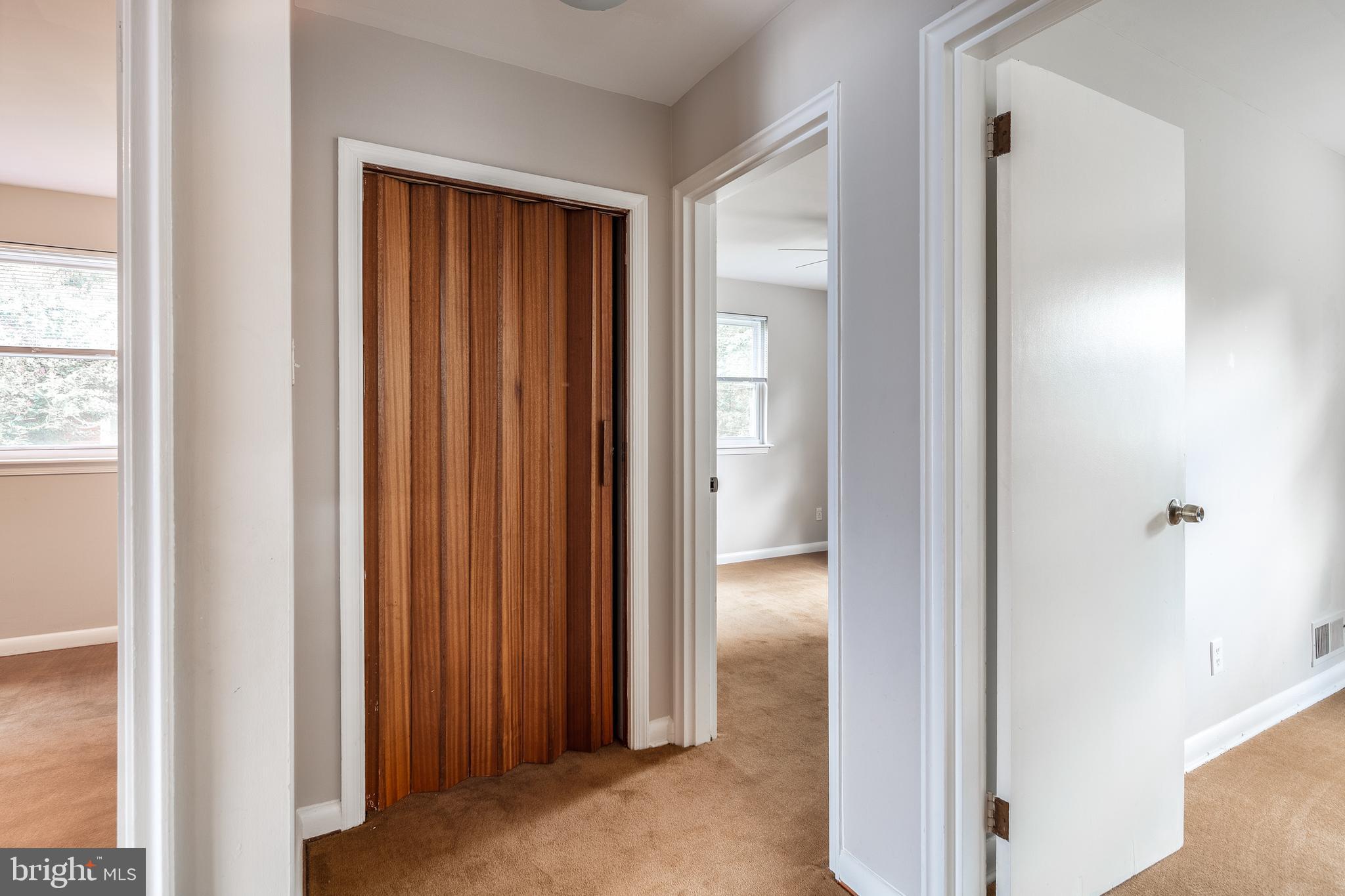 GLENCARLYN - Residential Lease