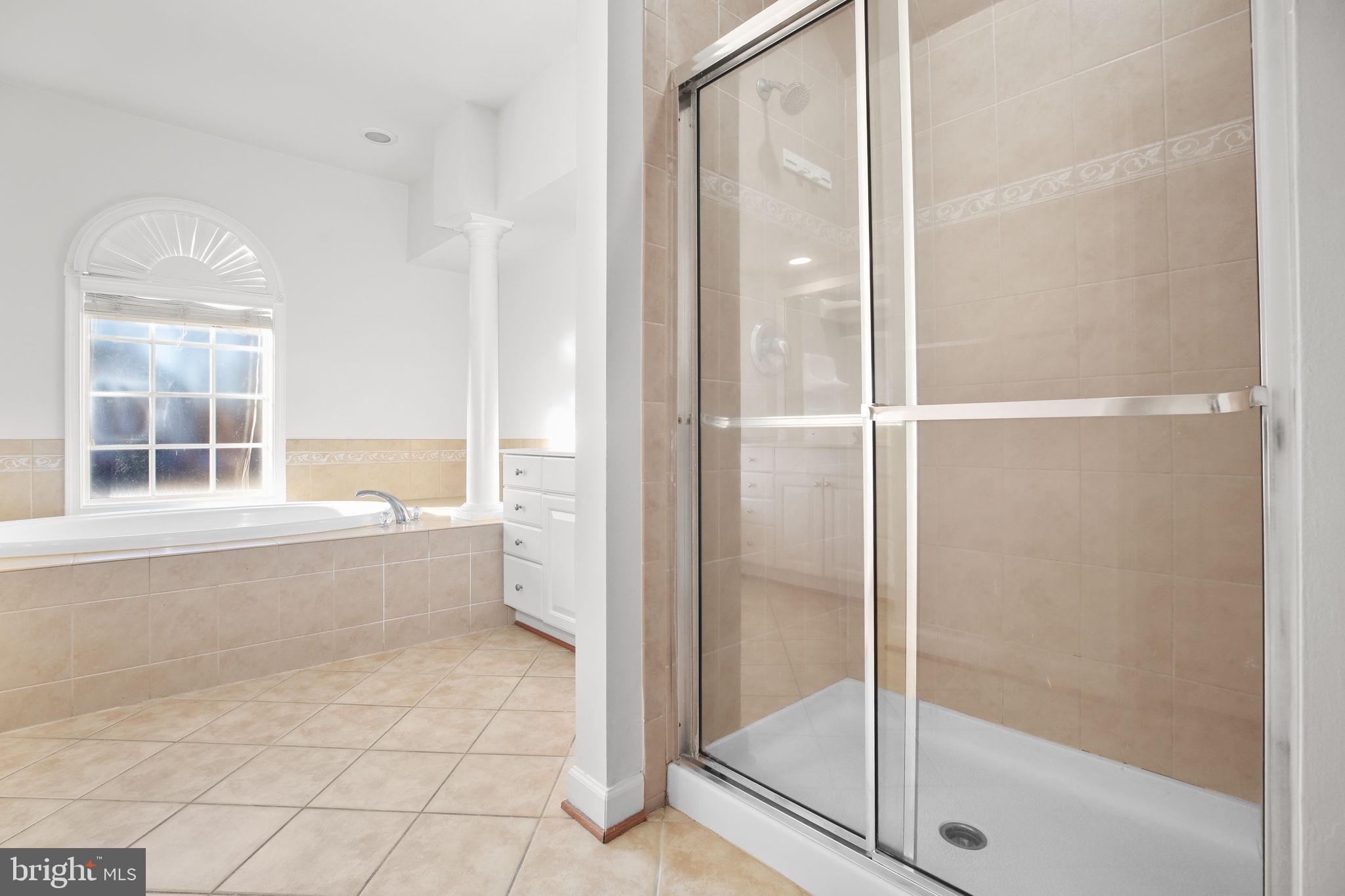 BROAD CREEK ESTATES - Residential