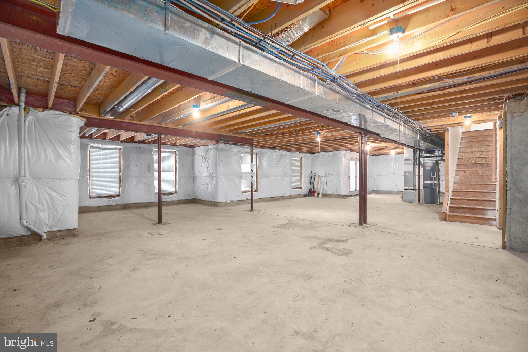 BROAD CREEK ESTATES - Residential