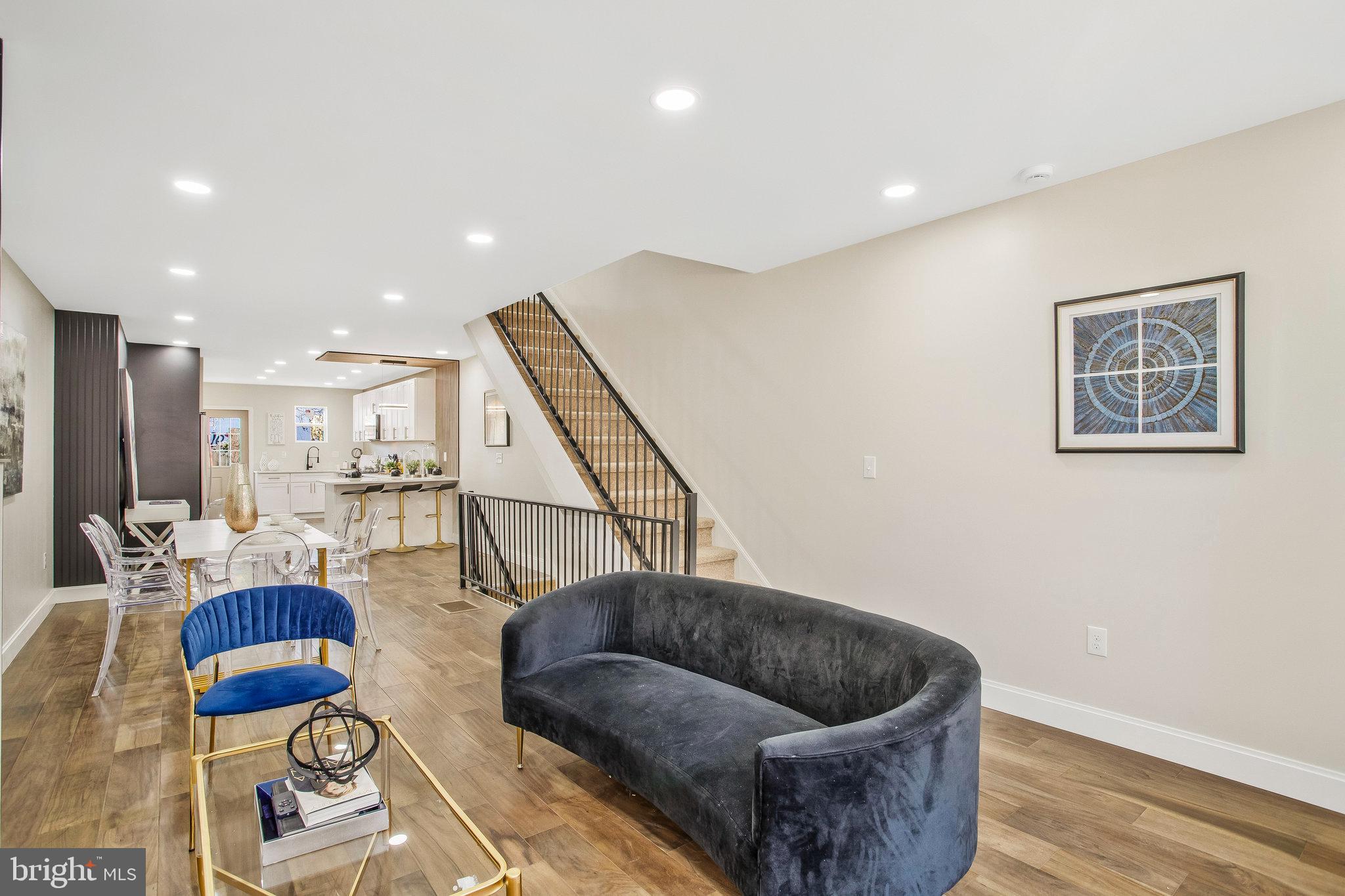 FRANKLIN SQUARE HISTORIC DISTRICT - Residential