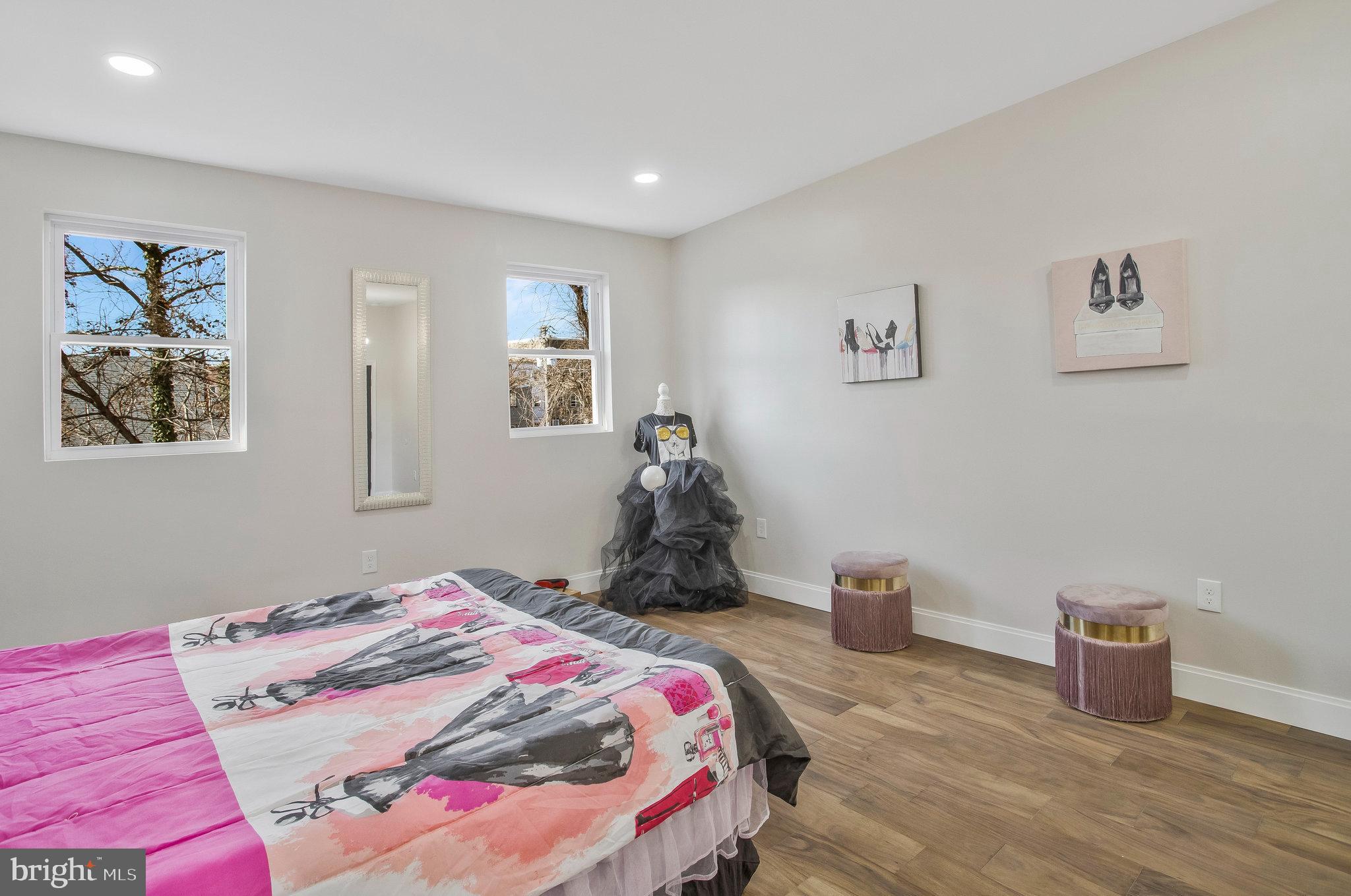 FRANKLIN SQUARE HISTORIC DISTRICT - Residential