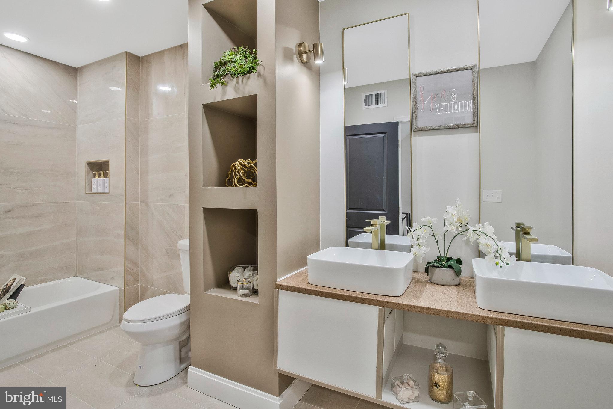 FRANKLIN SQUARE HISTORIC DISTRICT - Residential