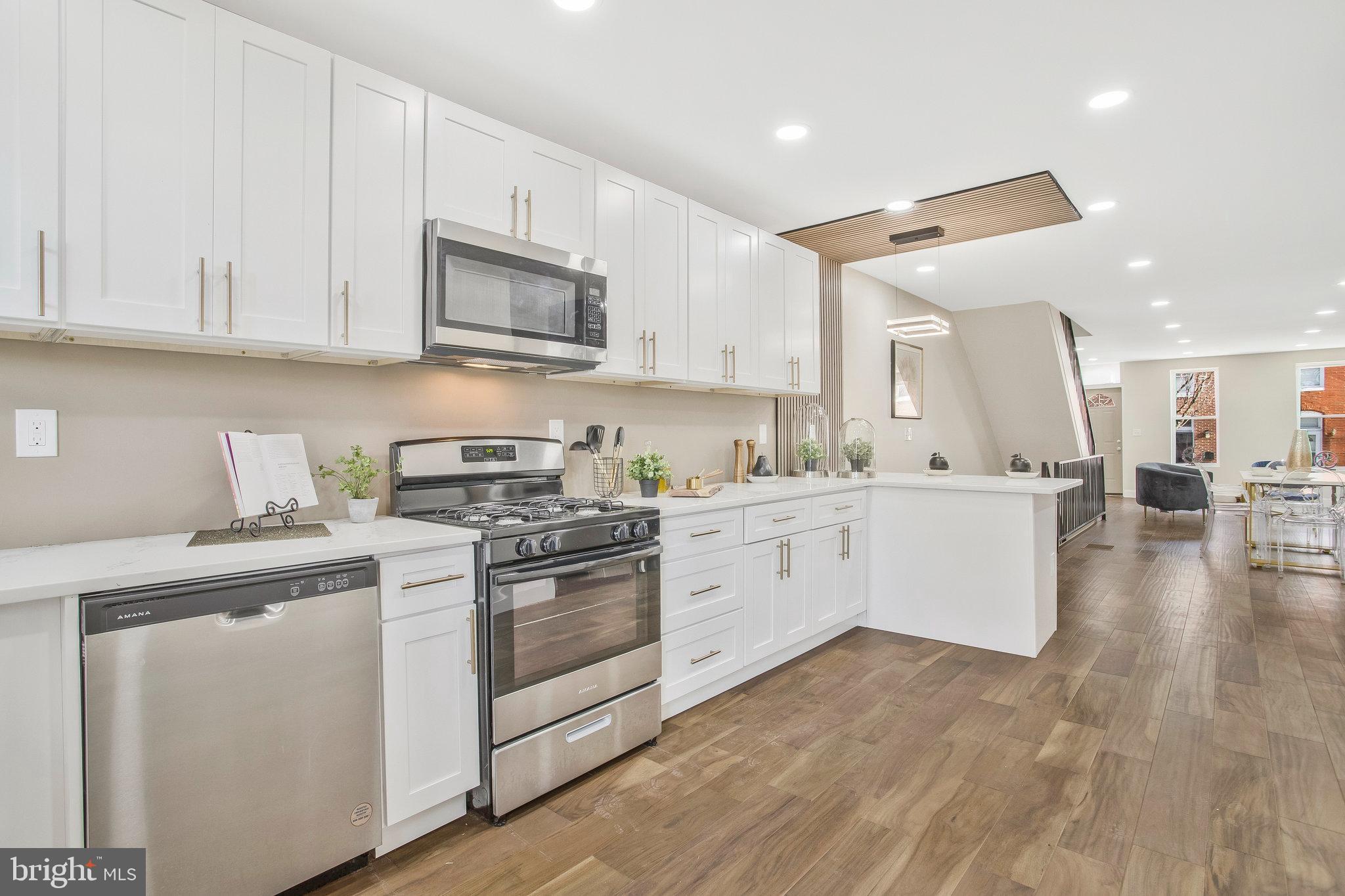 FRANKLIN SQUARE HISTORIC DISTRICT - Residential