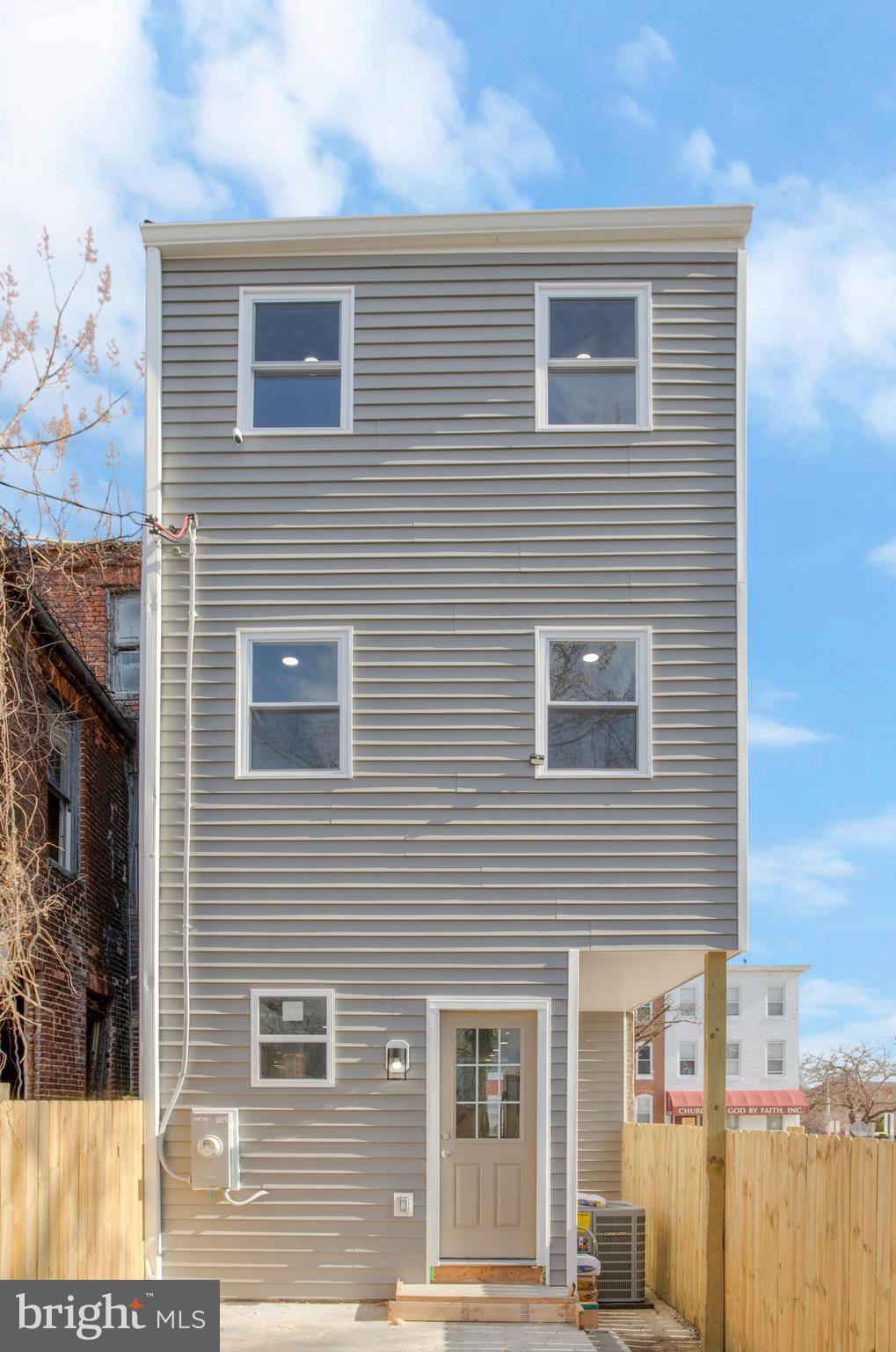 FRANKLIN SQUARE HISTORIC DISTRICT - Residential