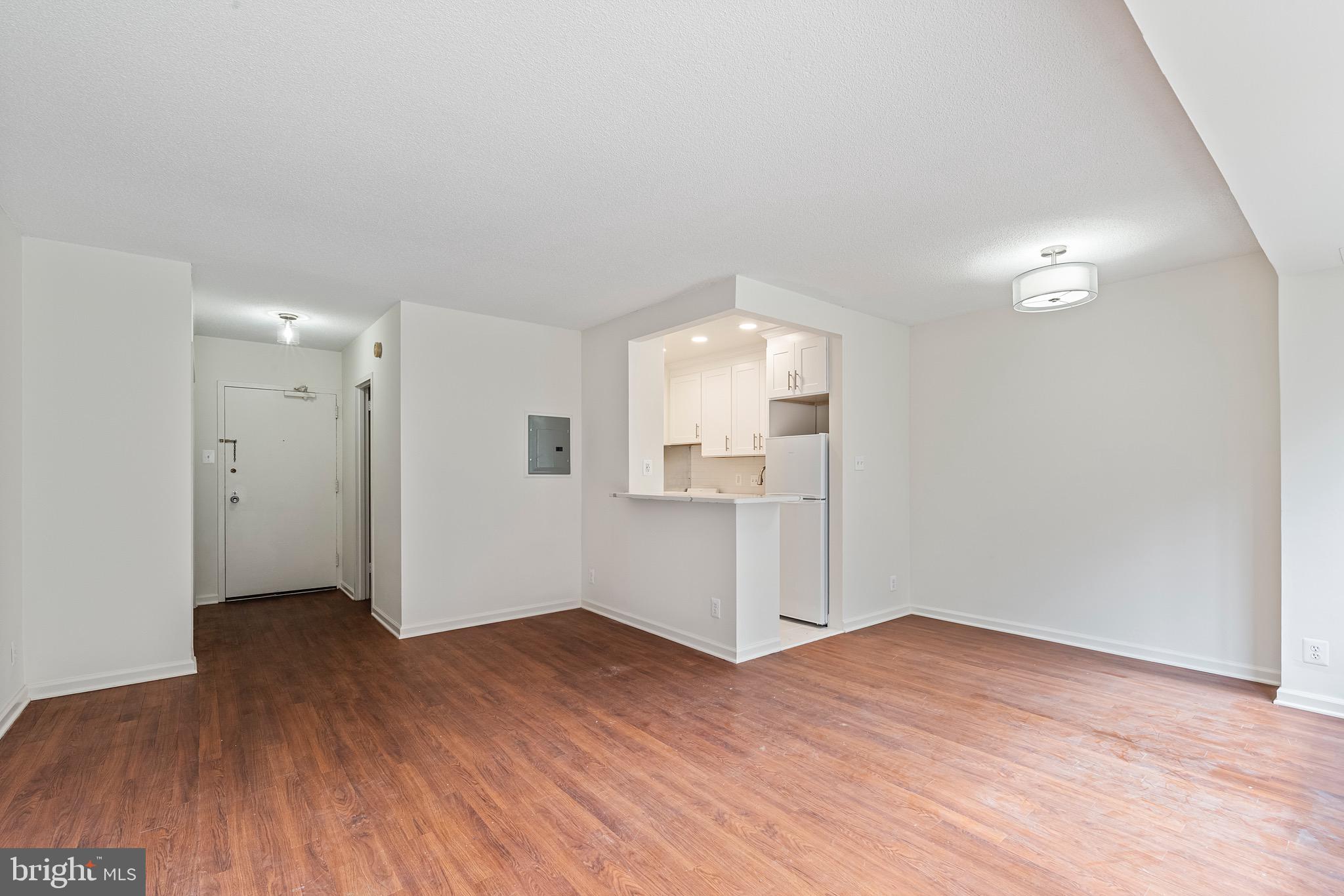 5500 FRIENDSHIP BOULEVARD 821N