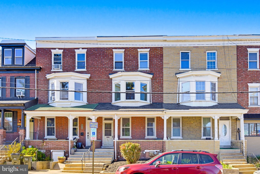 Photo of 830 N Plum Street, LANCASTER, PA 17602 (MLS # PALA2097538)