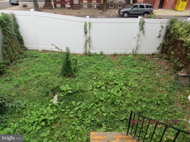 JOHNSTON SQUARE - Residential