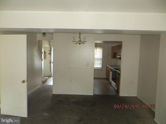 JOHNSTON SQUARE - Residential