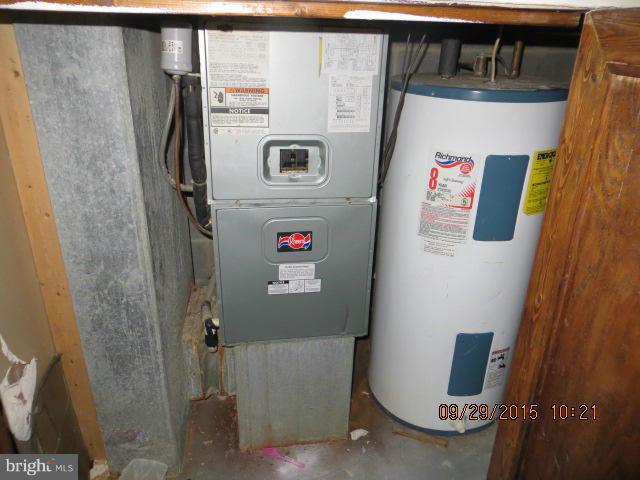 JOHNSTON SQUARE - Residential