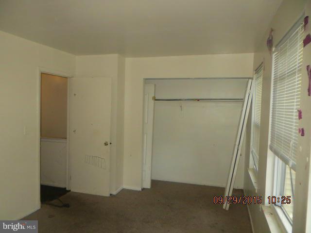 JOHNSTON SQUARE - Residential