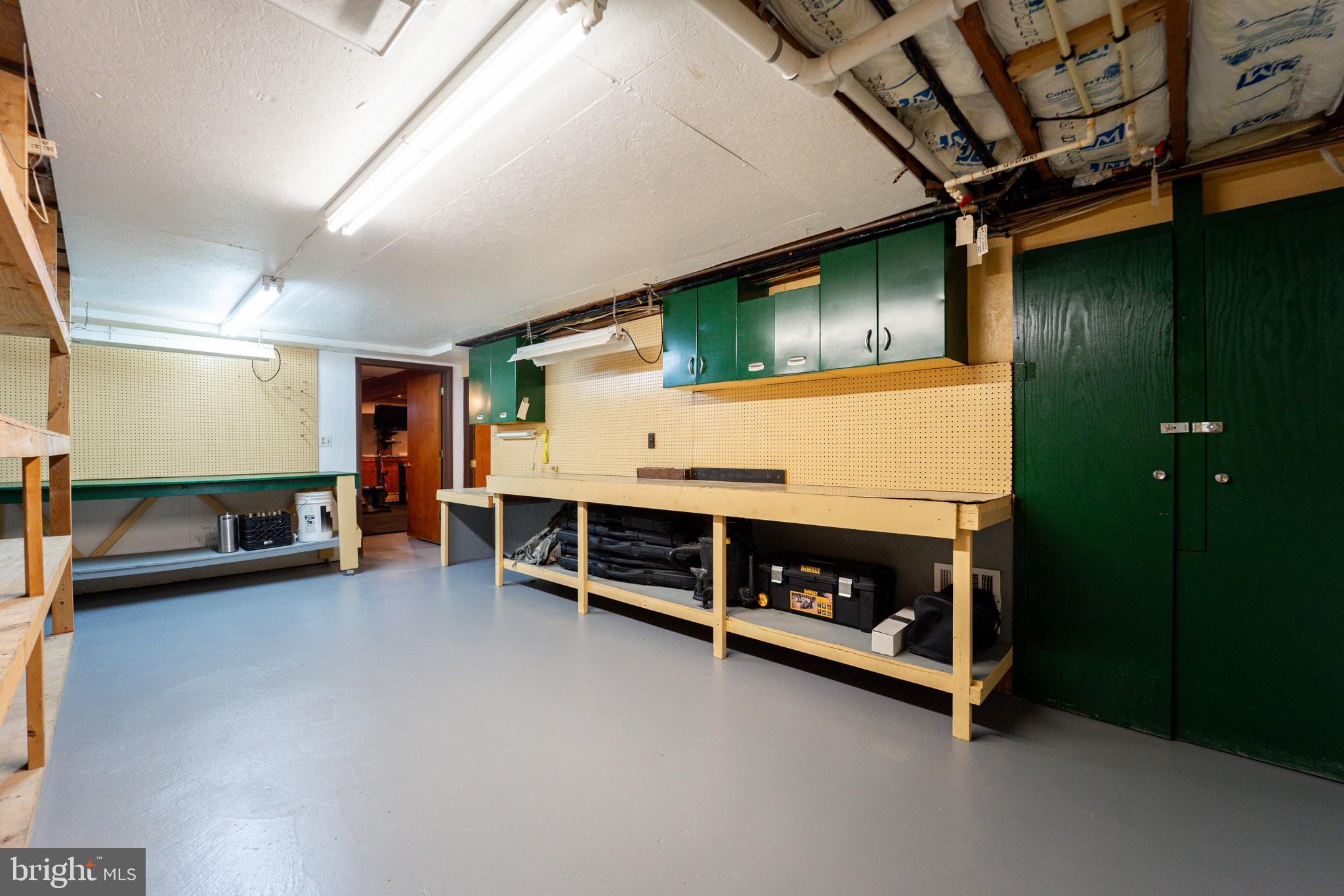 REGULARS - Residential