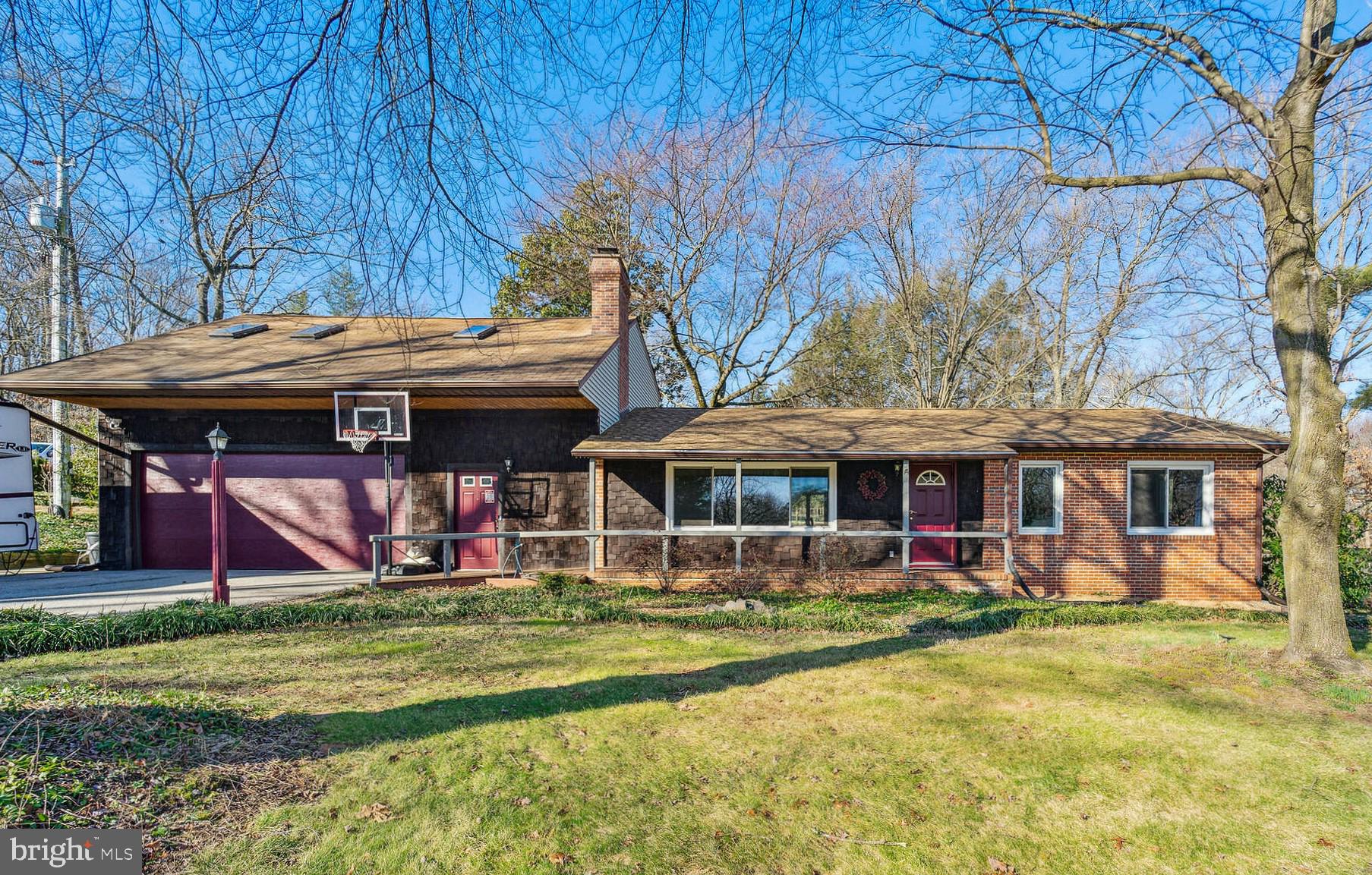 REGULARS - Residential