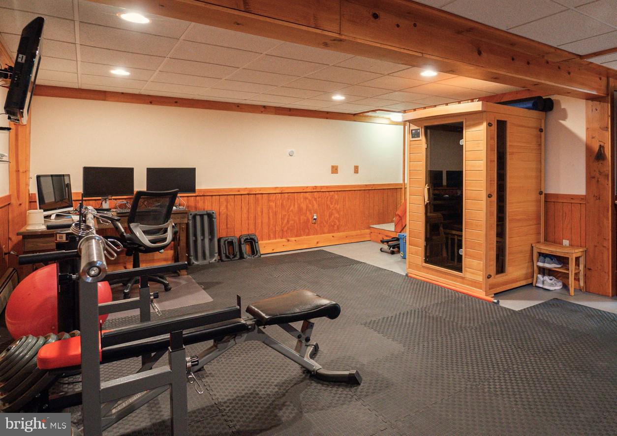 REGULARS - Residential