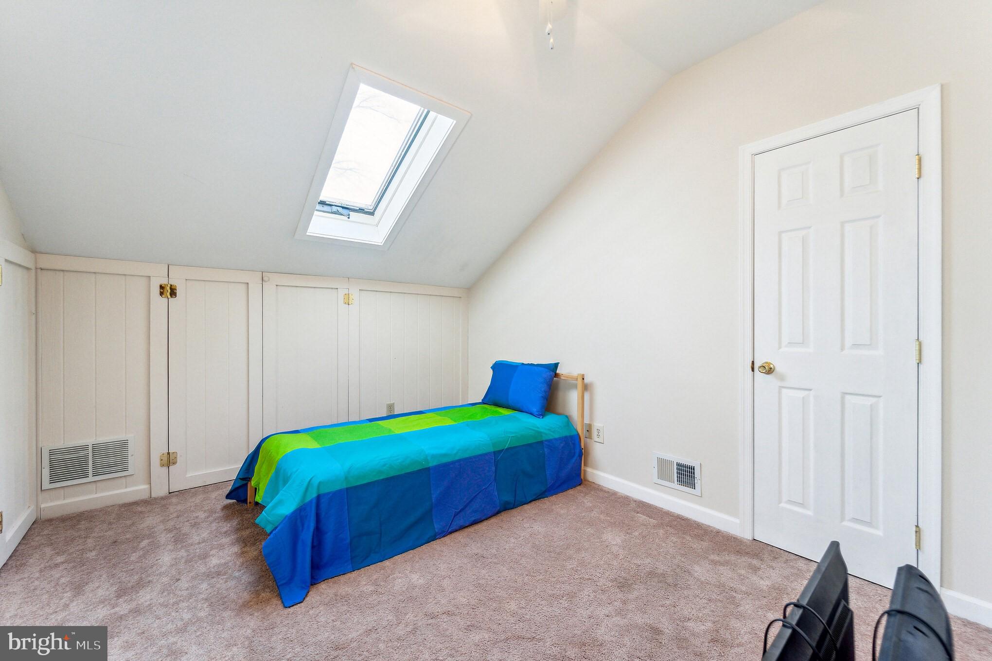 REGULARS - Residential