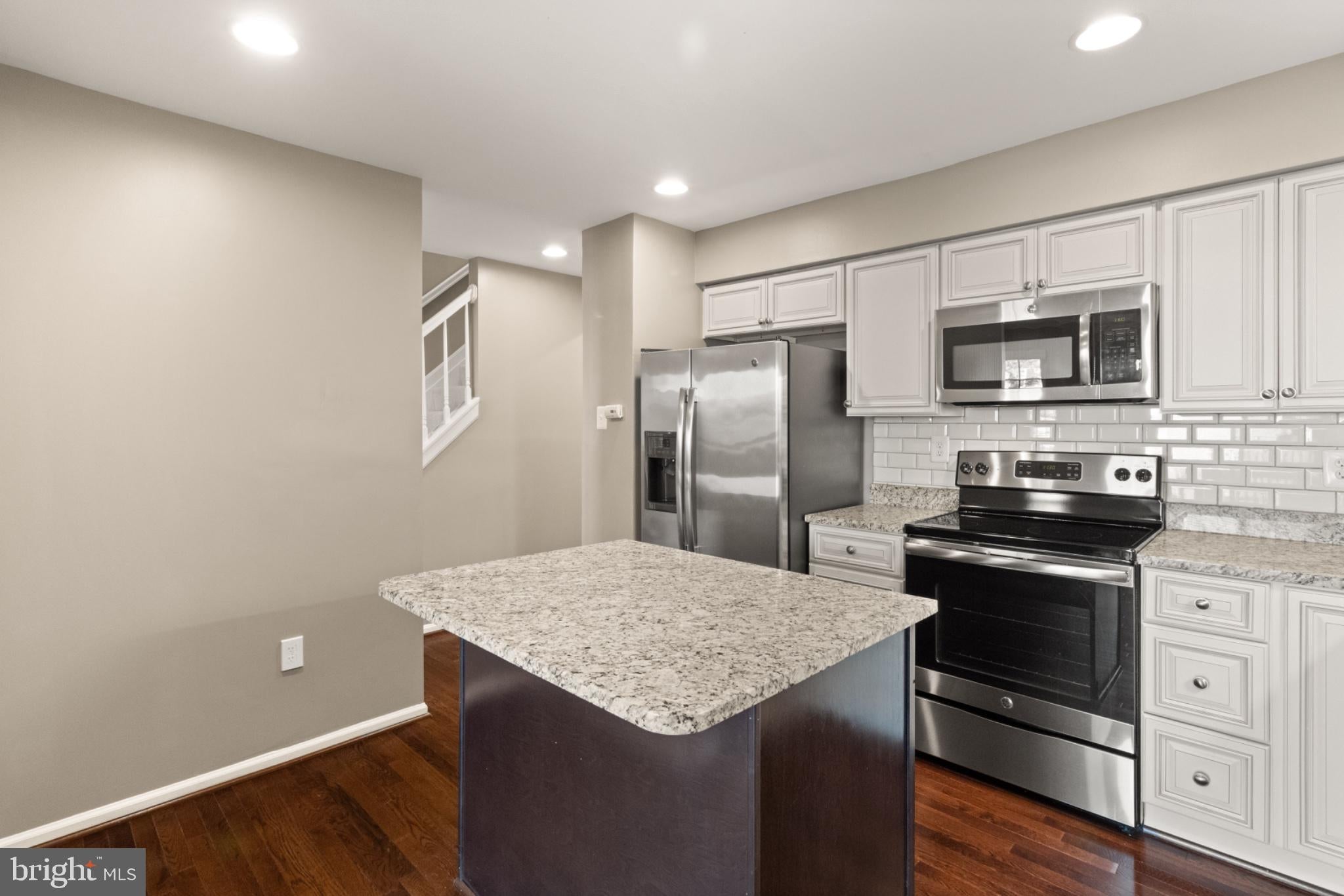 14903 HABERSHAM CIRCLE