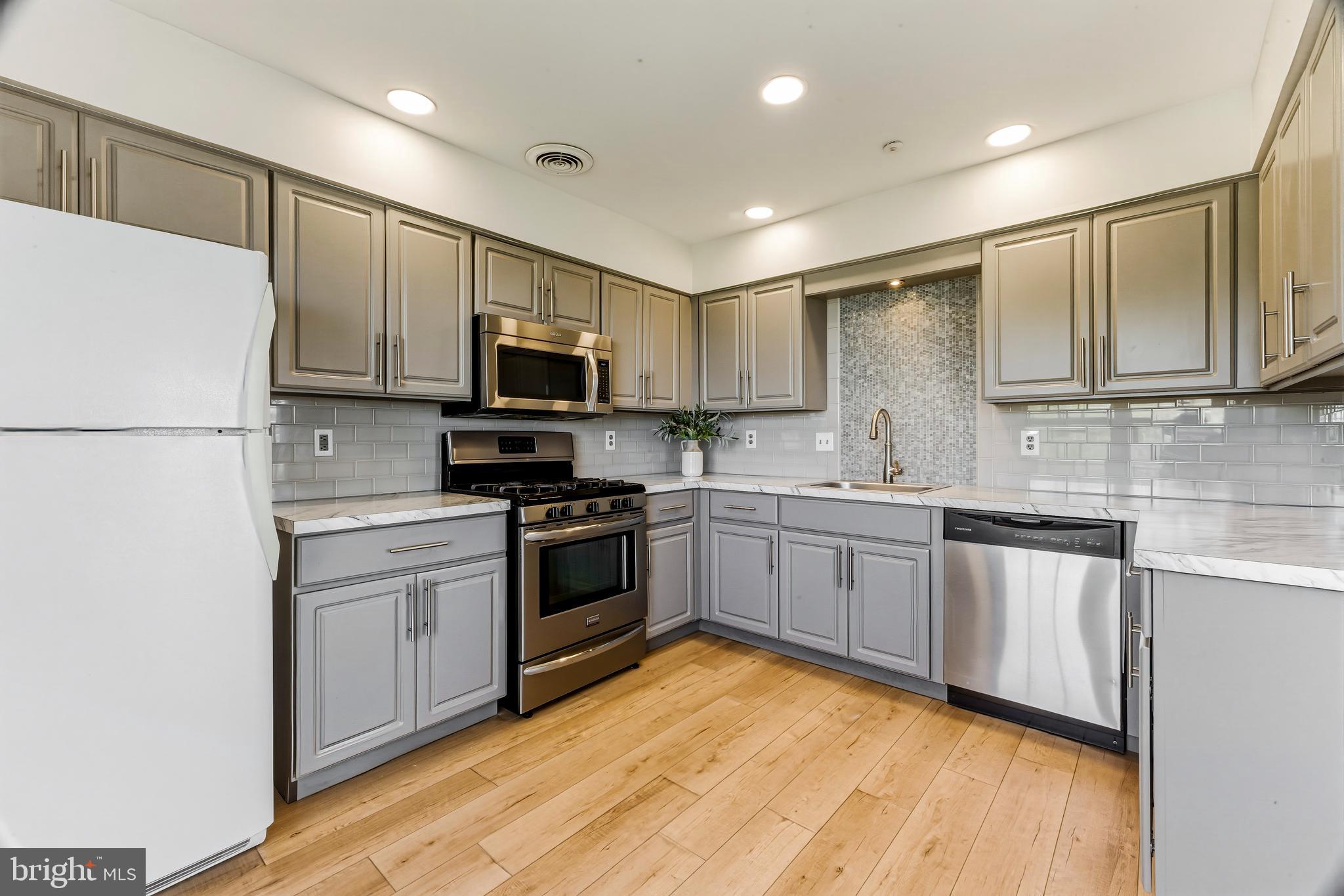 5210 RIVERFRONT DRIVE