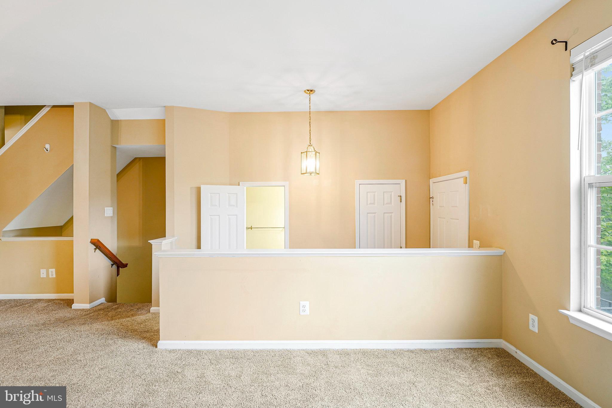 SIGNATURE AT BROADLANDS - Residential Lease