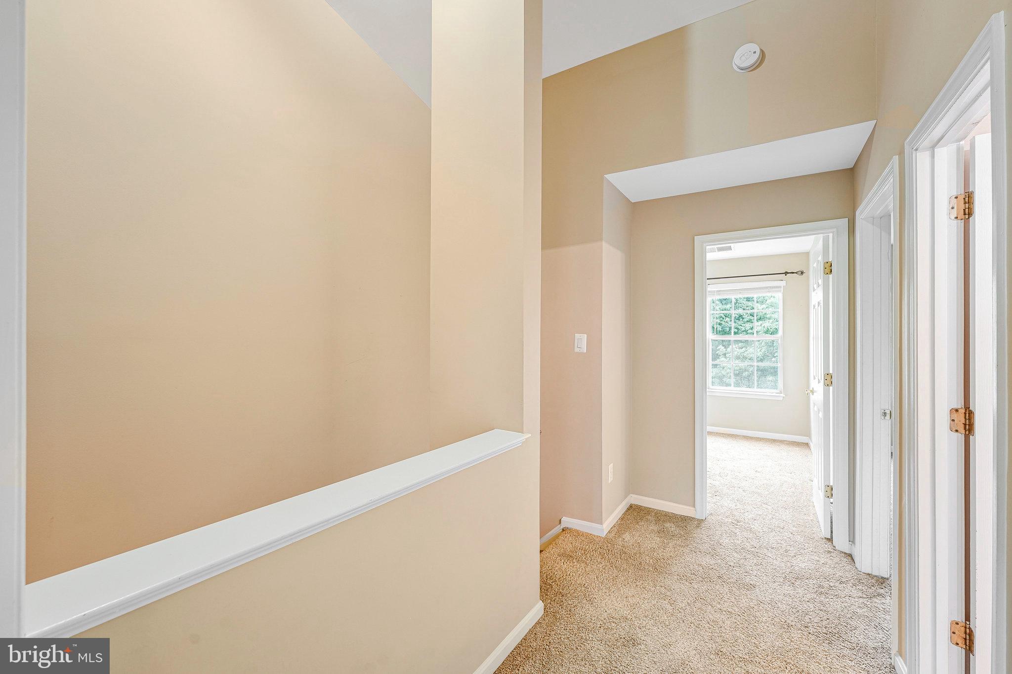 SIGNATURE AT BROADLANDS - Residential Lease