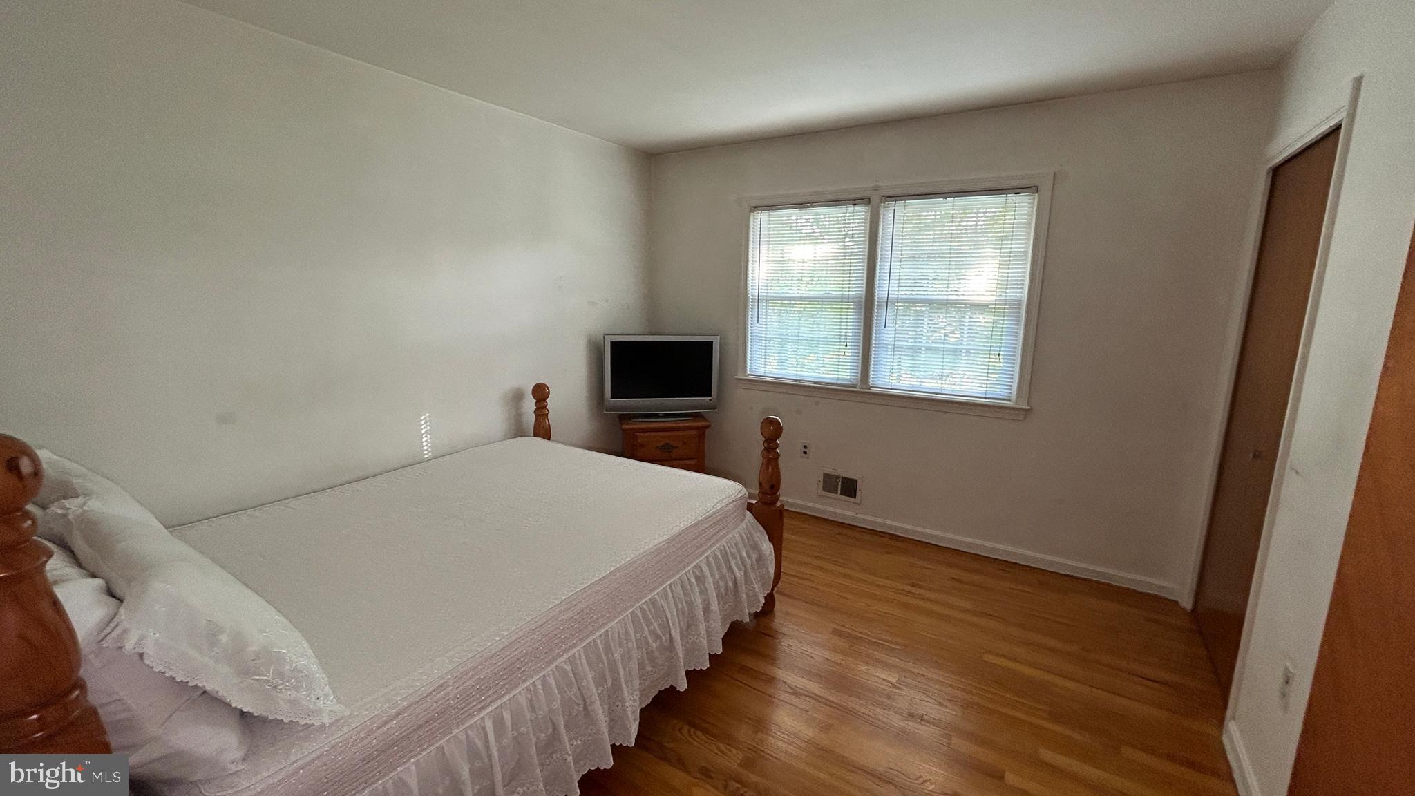 ROSECROFT PARK - Residential