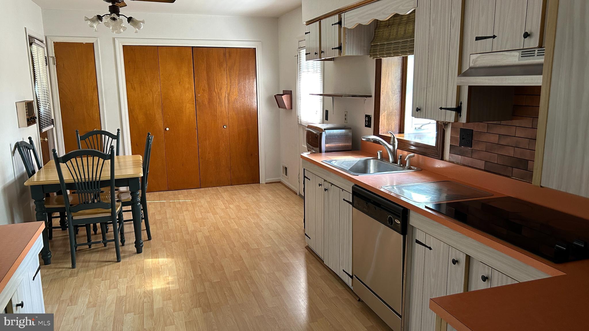 ROSECROFT PARK - Residential