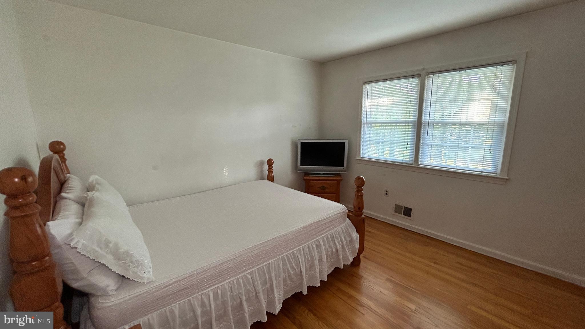 ROSECROFT PARK - Residential