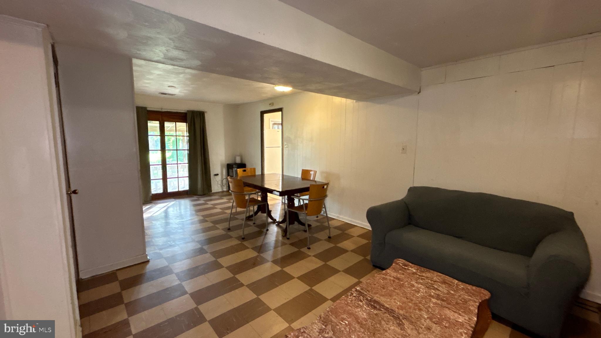 ROSECROFT PARK - Residential