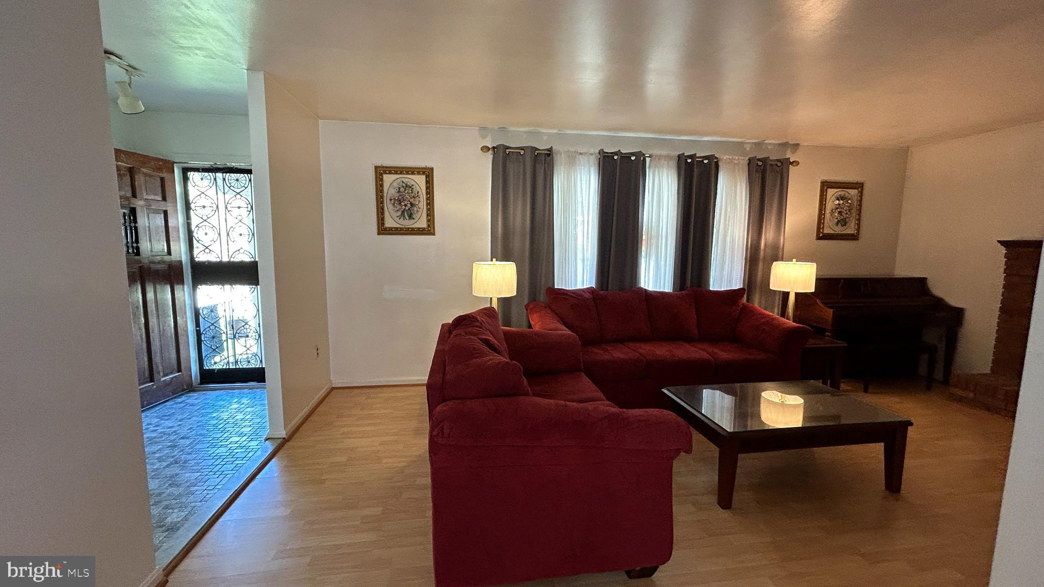 ROSECROFT PARK - Residential