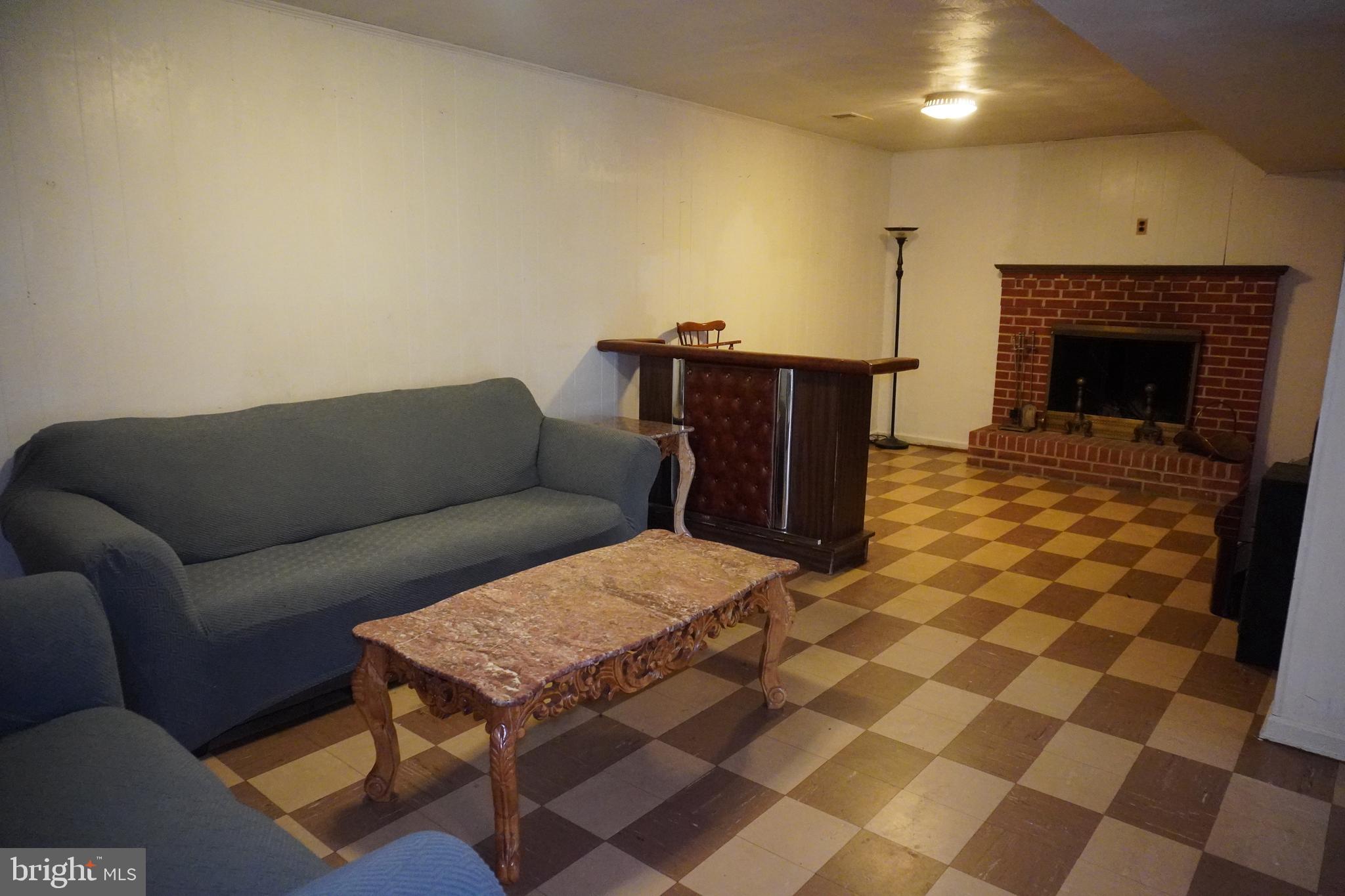 ROSECROFT PARK - Residential