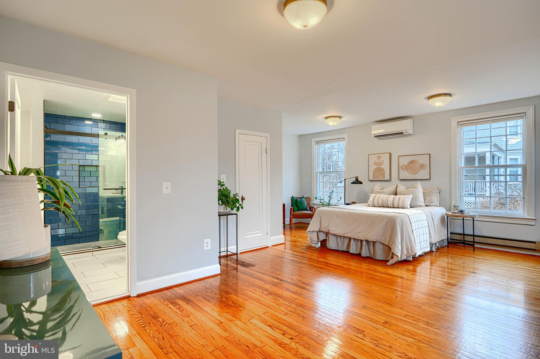 ROLAND PARK - Residential