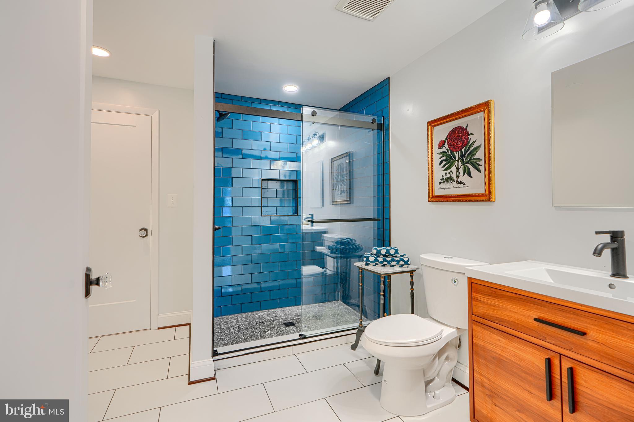 ROLAND PARK - Residential