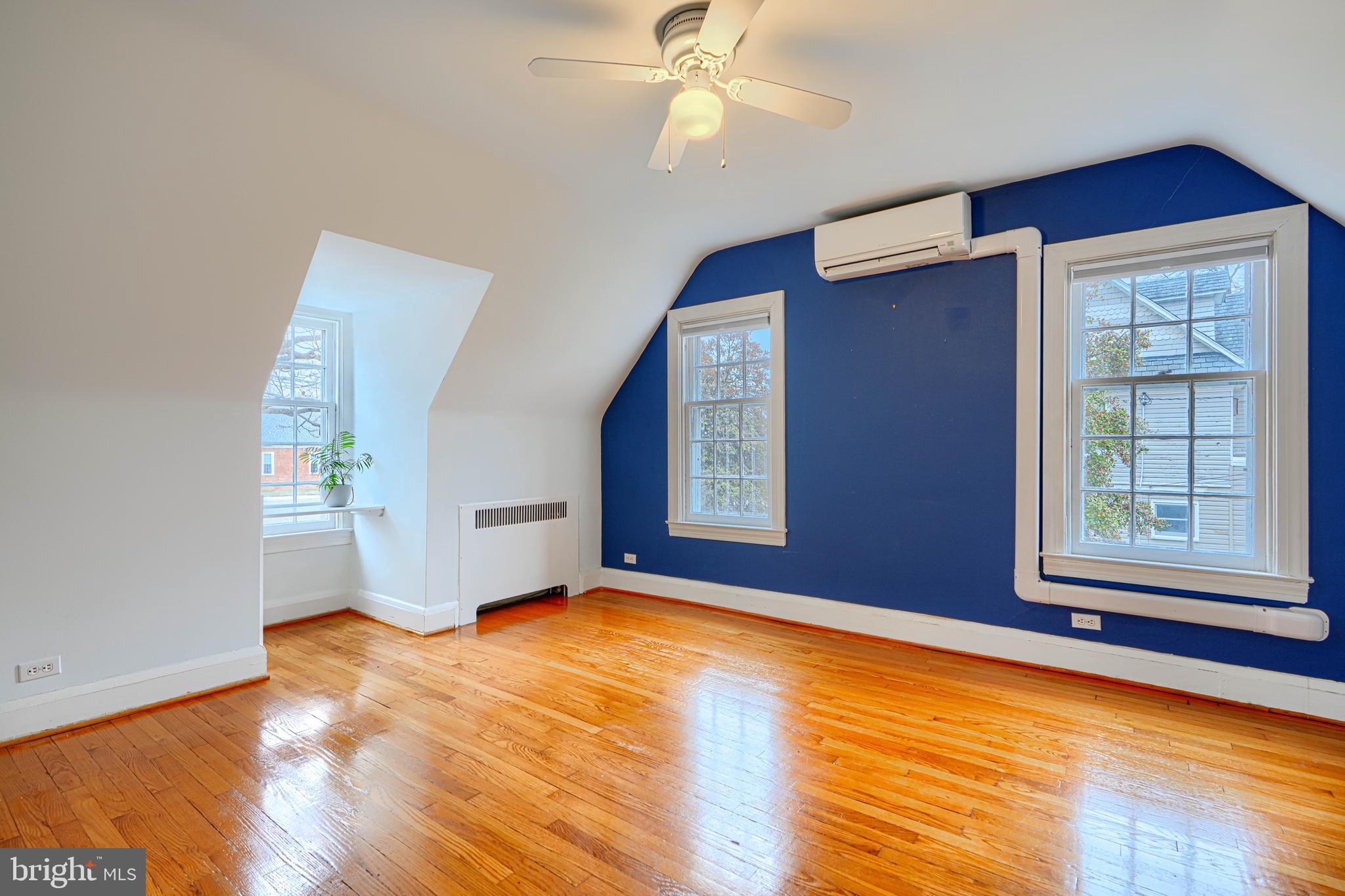 ROLAND PARK - Residential