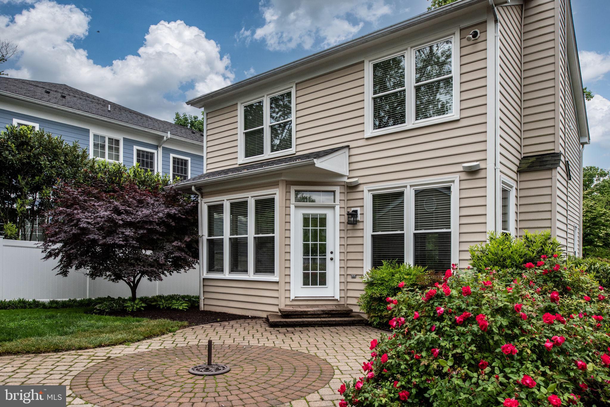 WEST MC LEAN - Residential