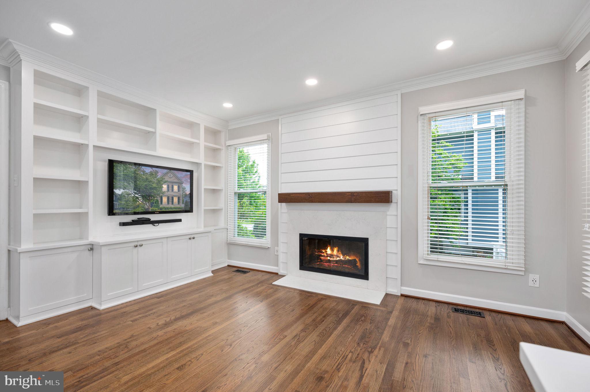 WEST MC LEAN - Residential