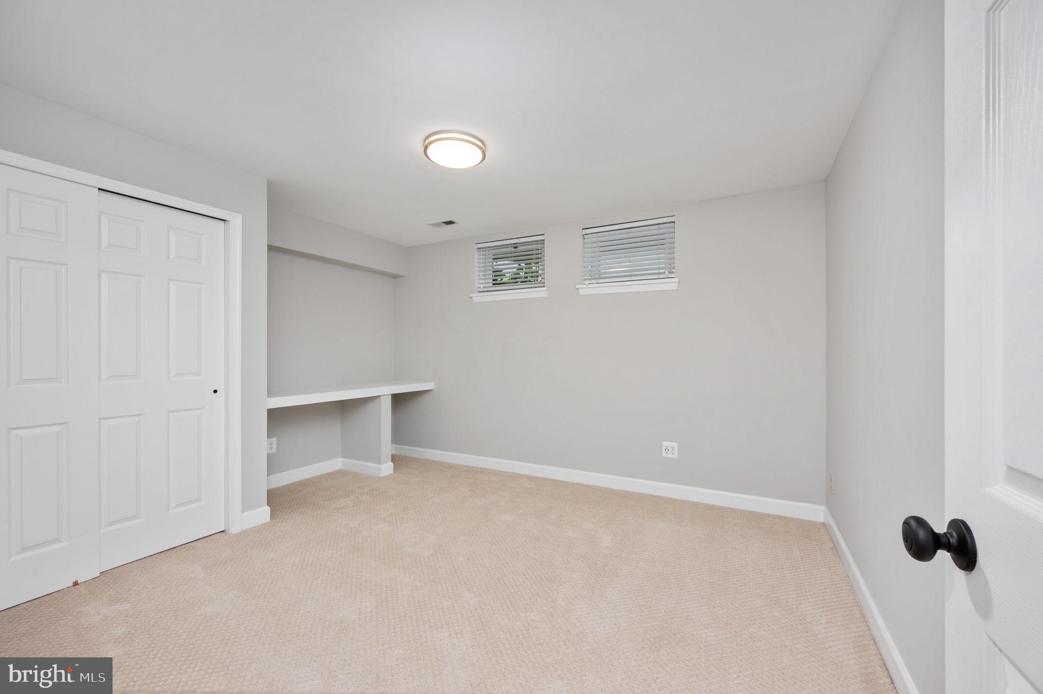 WEST MC LEAN - Residential