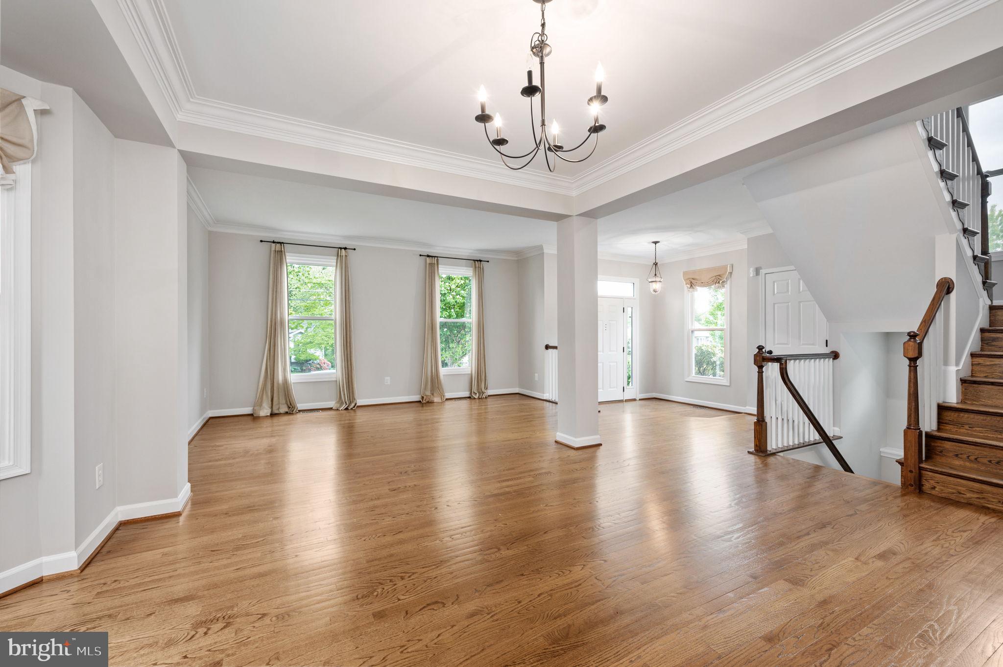 WEST MC LEAN - Residential